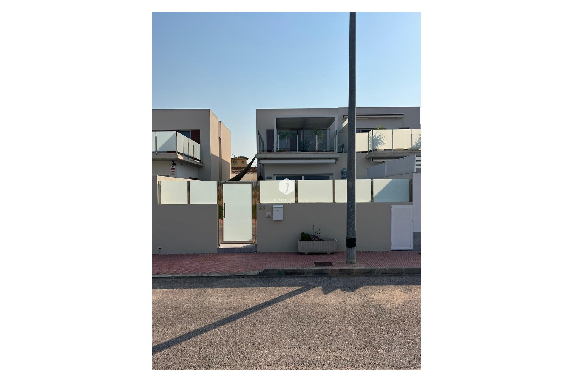 Z drugiej ręki - Villa -
Daya Vieja - Costa Blanca