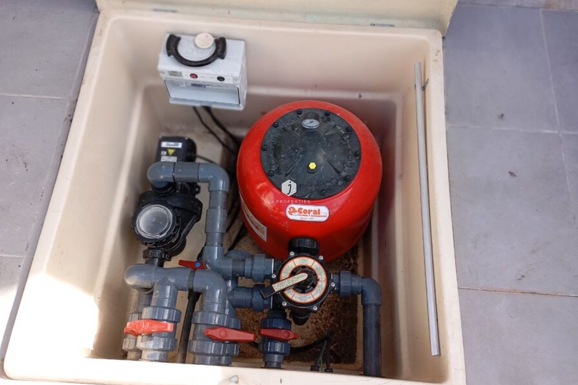 Z drugiej ręki - Villa -
Daya Vieja - Costa Blanca