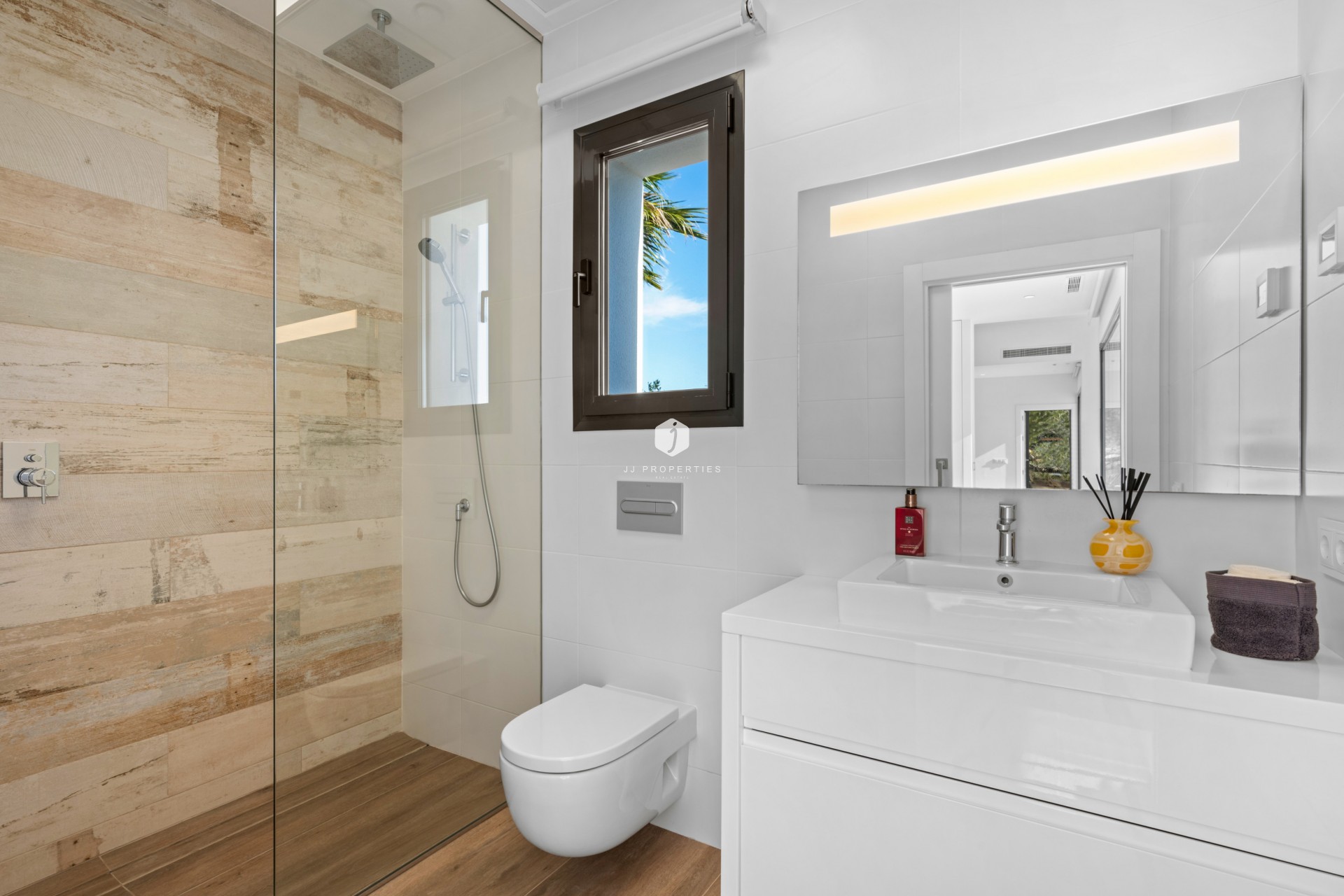 Z drugiej ręki - Villa -
Dehesa de Campoamor - Costa Blanca