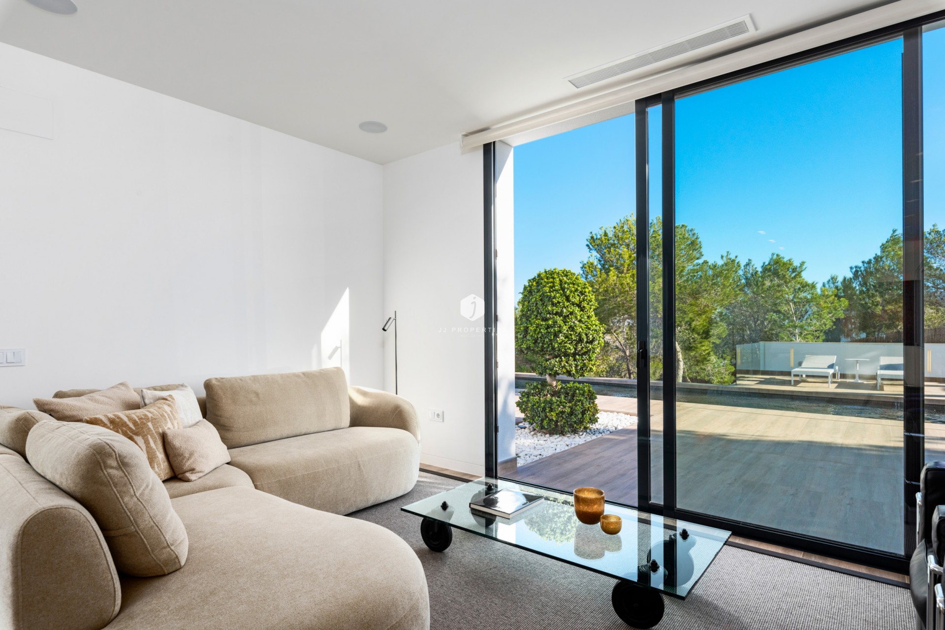 Z drugiej ręki - Villa -
Dehesa de Campoamor - Costa Blanca