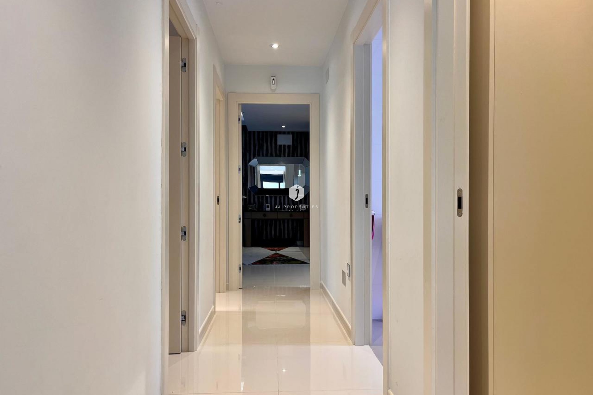 Z drugiej ręki - Villa -
Dehesa de Campoamor - Costa Blanca