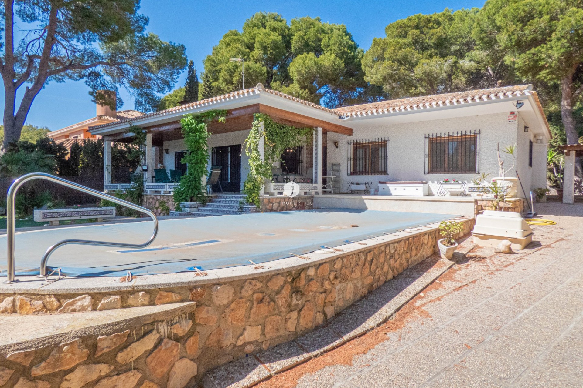 Z drugiej ręki - Villa -
Dehesa de Campoamor - Costa Blanca
