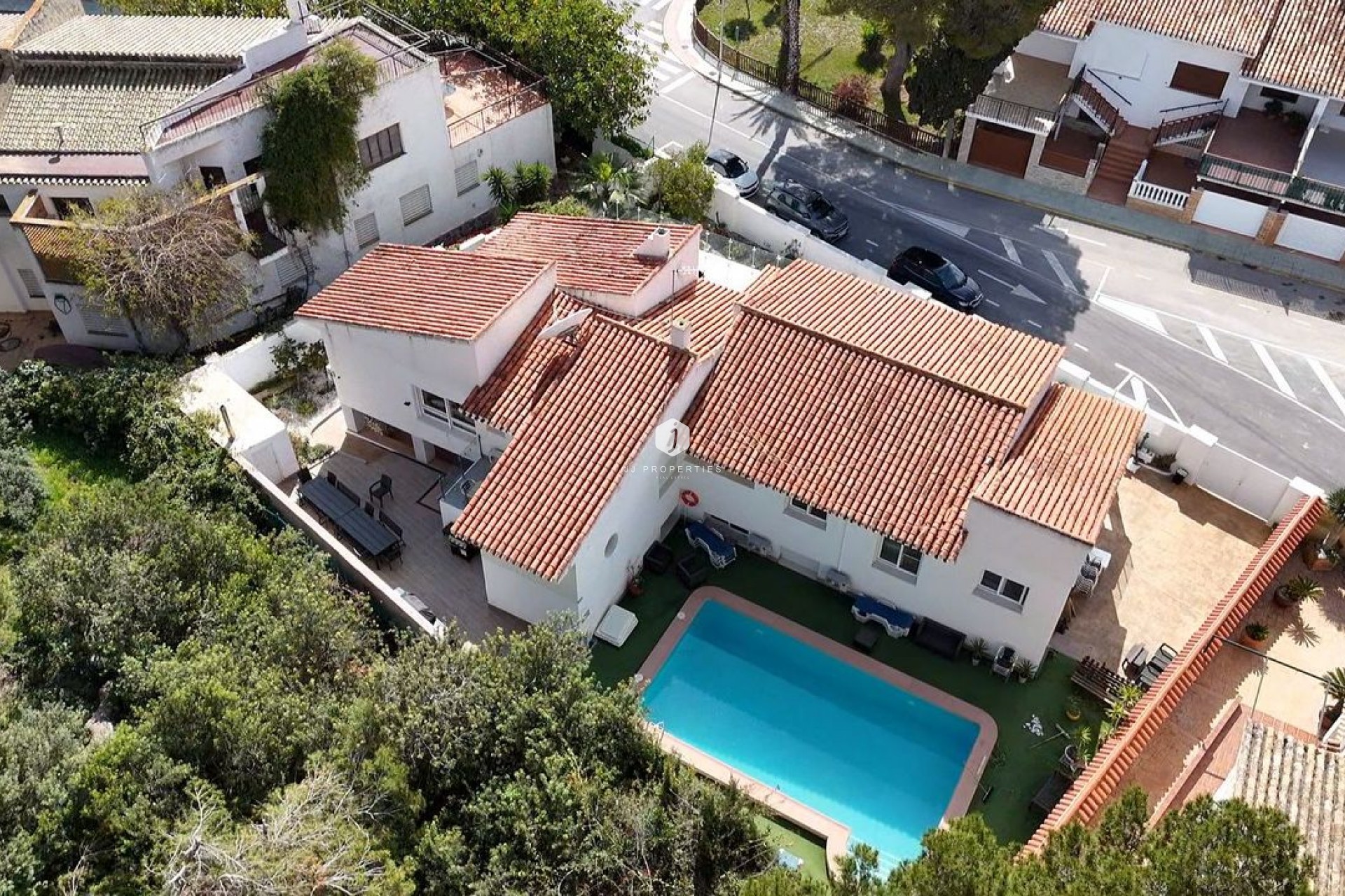 Z drugiej ręki - Villa -
Dehesa de Campoamor - Costa Blanca