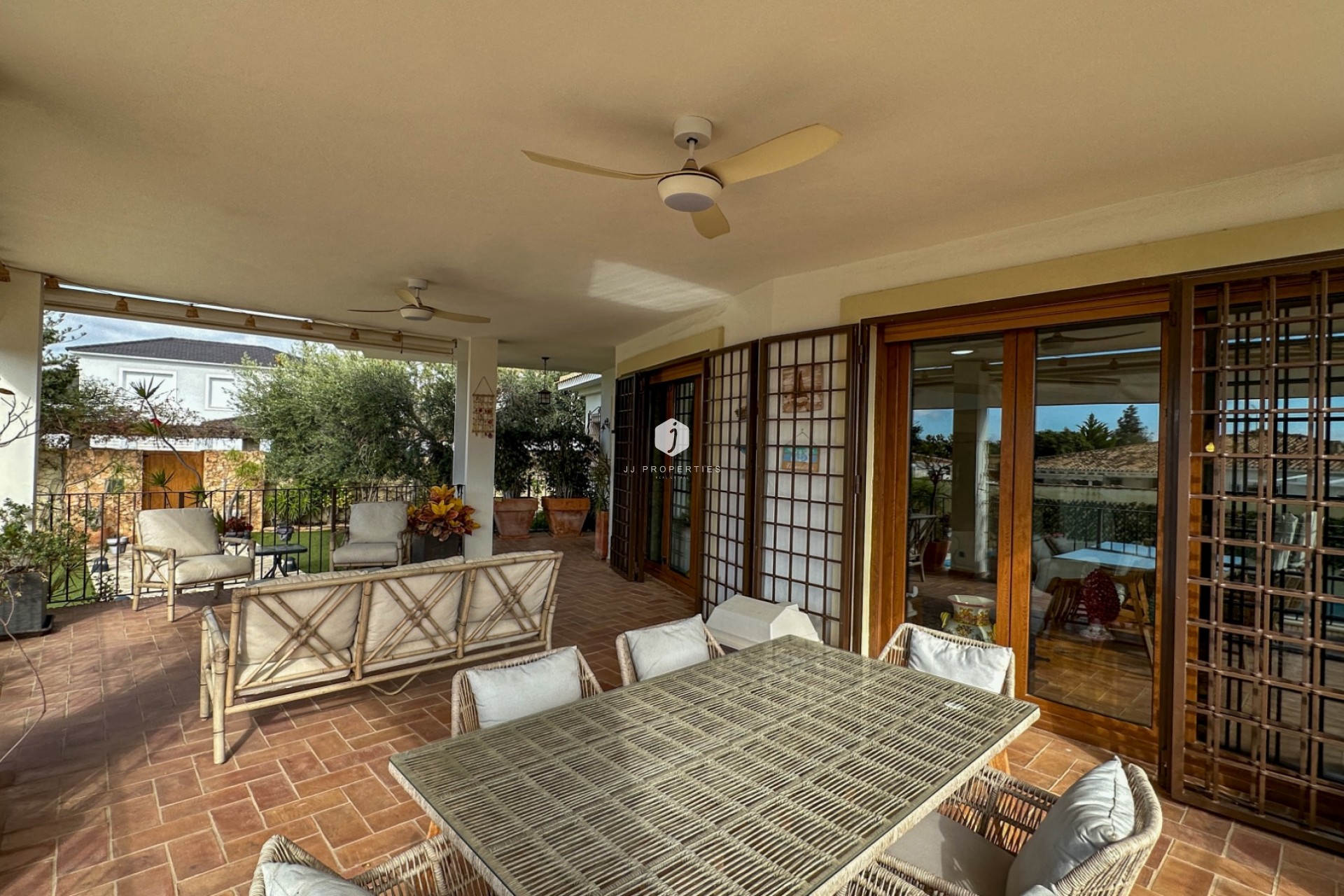 Z drugiej ręki - Villa -
Dehesa de Campoamor - Costa Blanca