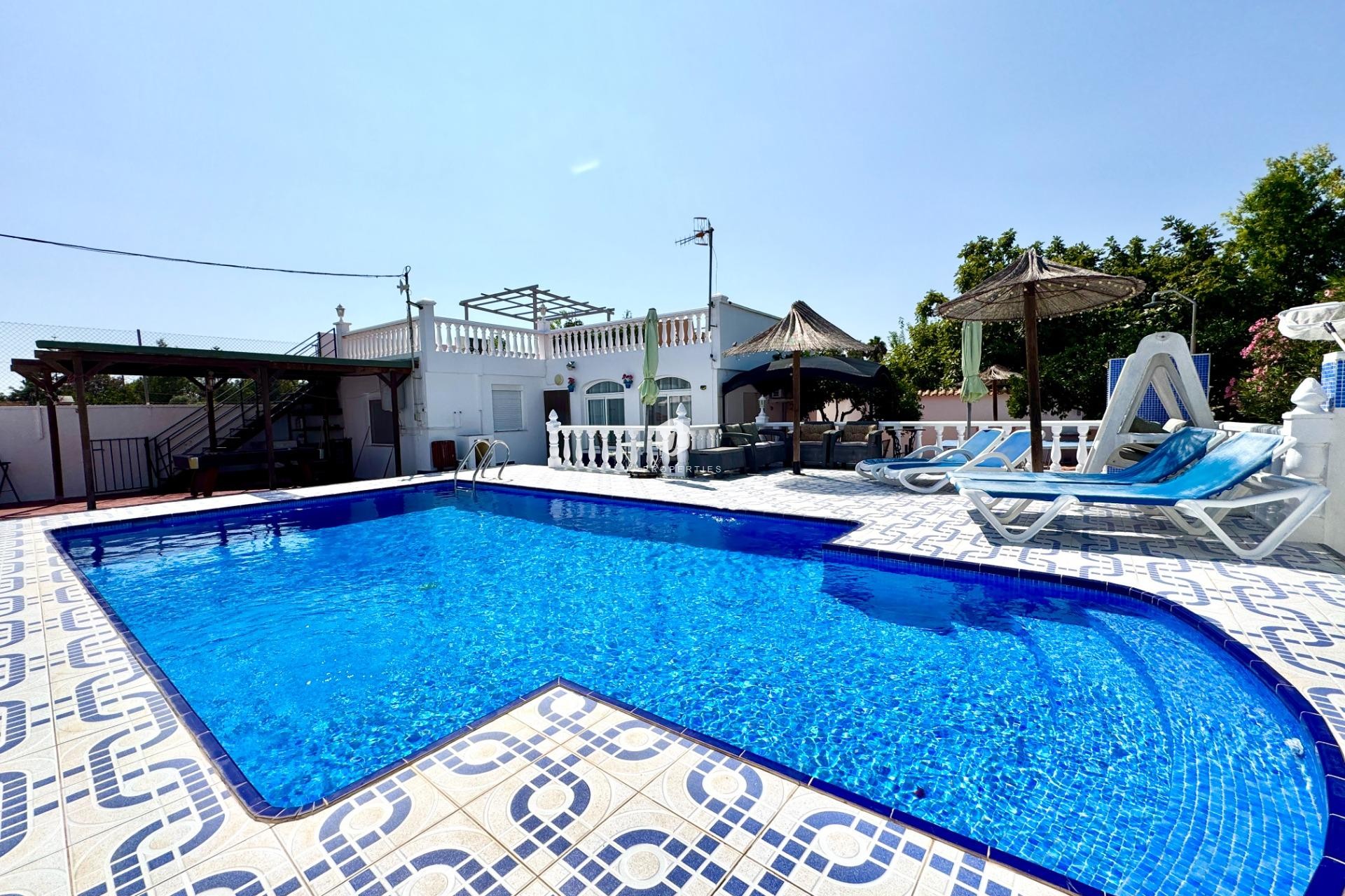 Z drugiej ręki - Villa -
Dolores - Comunidad Valenciana