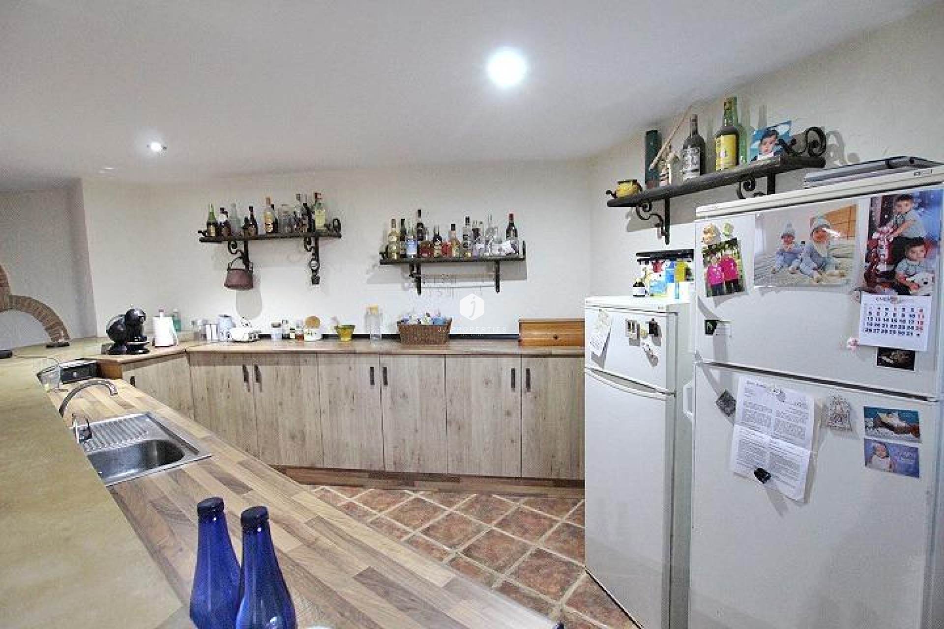 Z drugiej ręki - Villa -
Formentera del Segura - C- Cooperativa