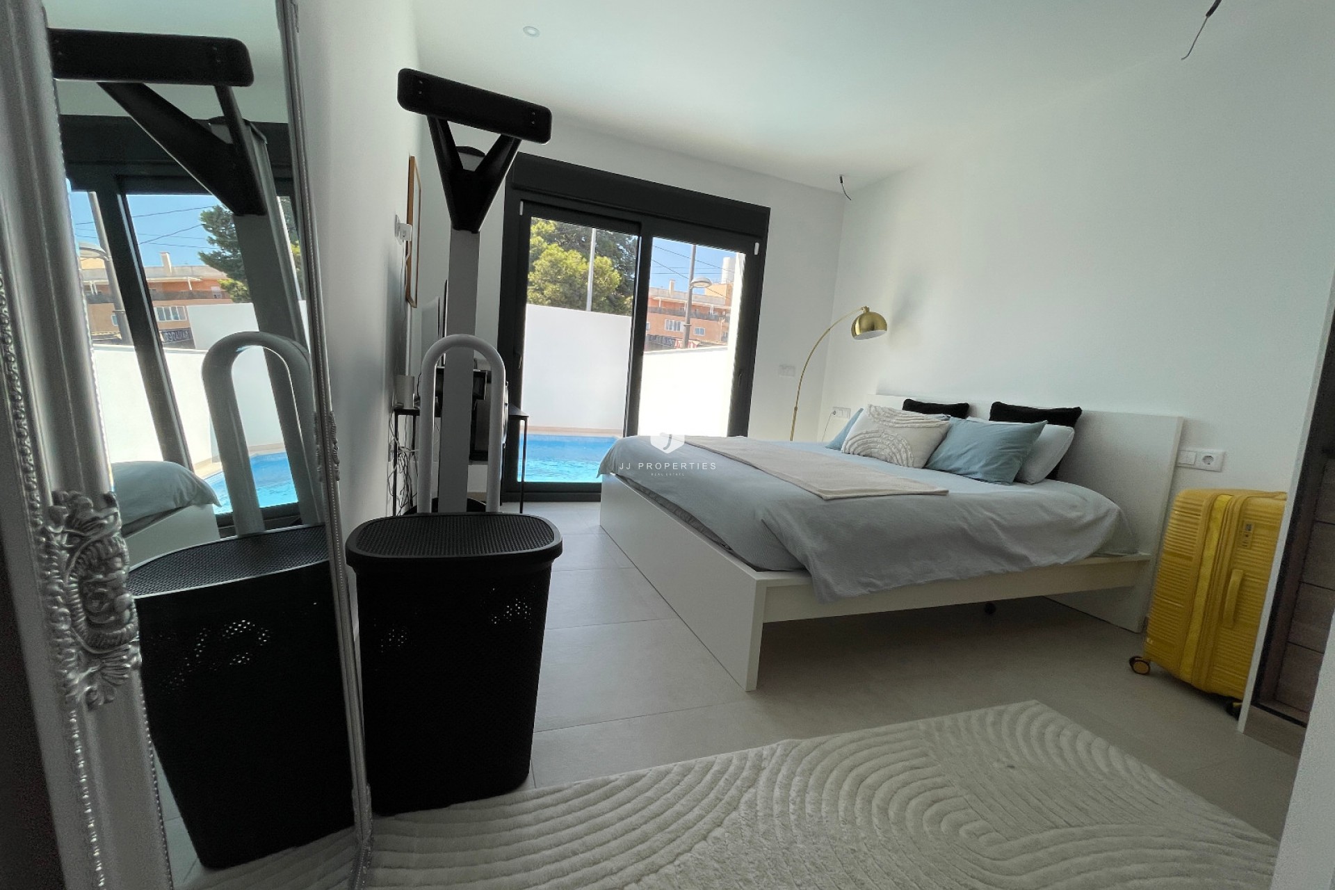 Z drugiej ręki - Villa -
Formentera del Segura - Costa Blanca