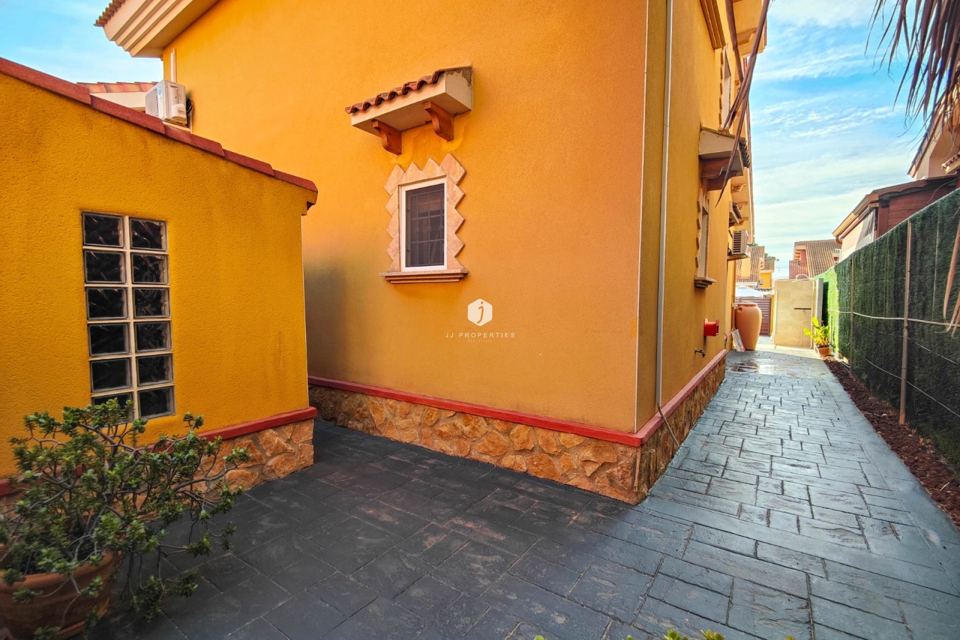 Z drugiej ręki - Villa -
Guardamar del Segura - Costa Blanca