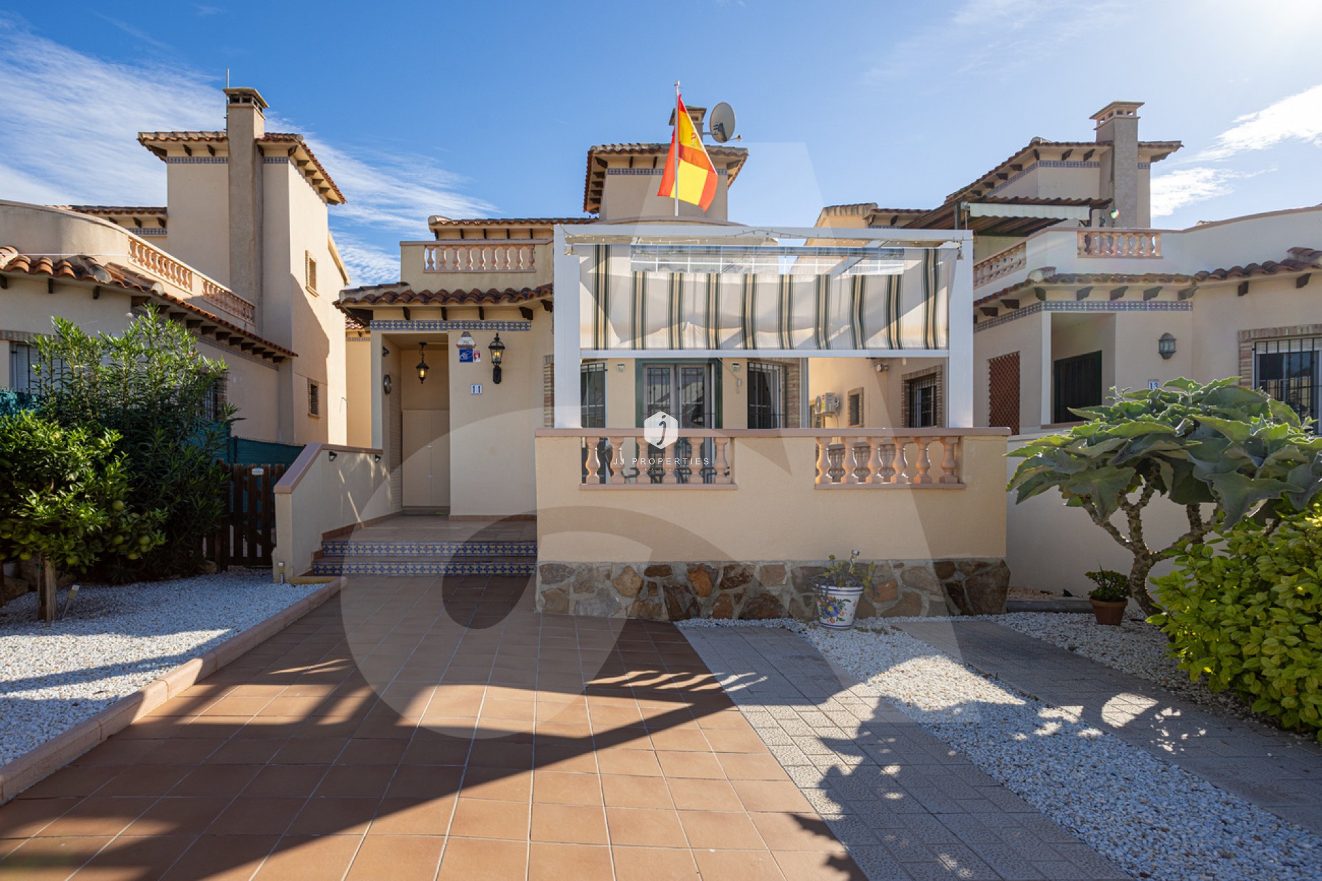 Z drugiej ręki - Villa -
Guardamar del Segura - El Raso