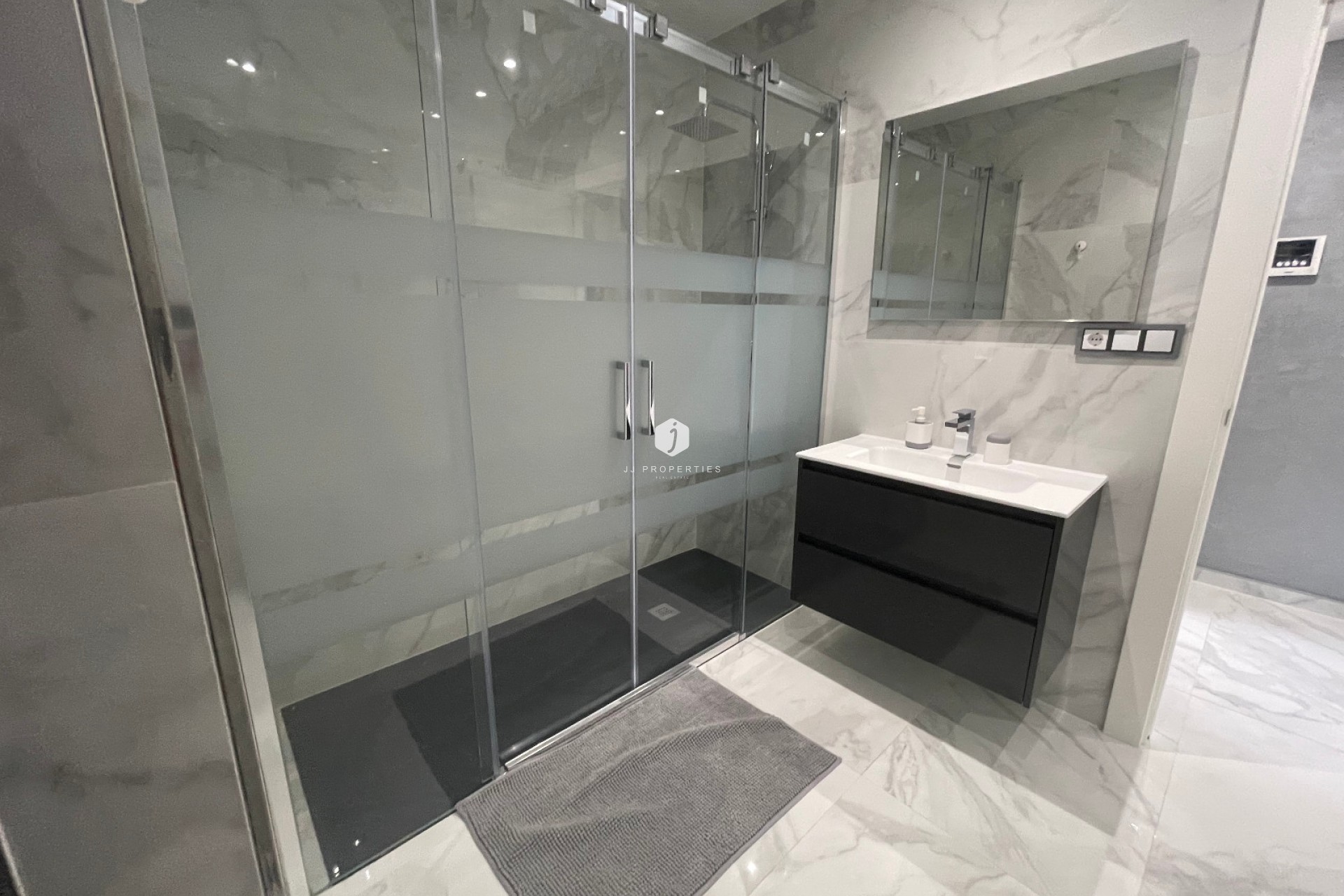 Z drugiej ręki - Villa -
La Mata - Costa Blanca