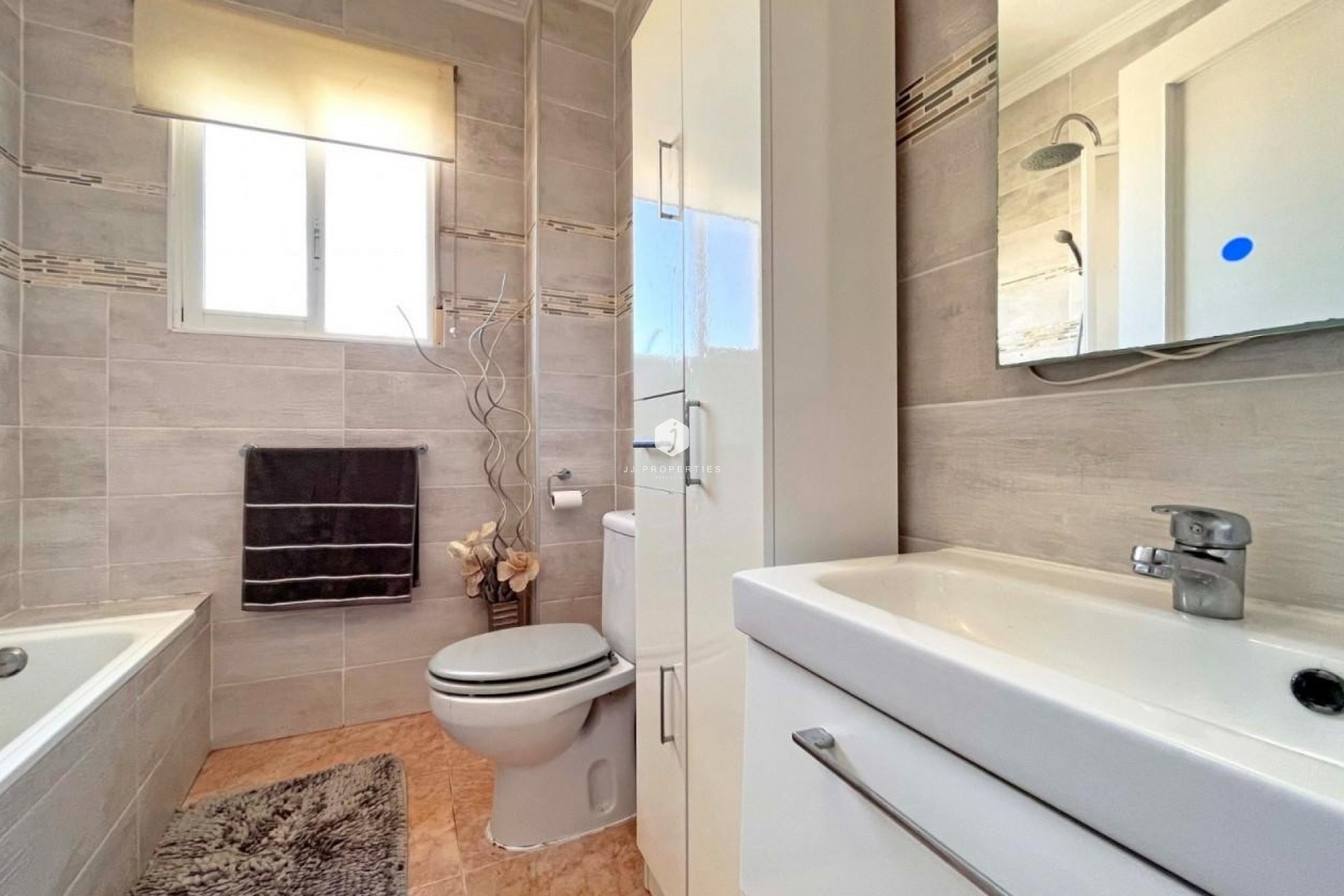 Z drugiej ręki - Villa -
La Zenia - Costa Blanca