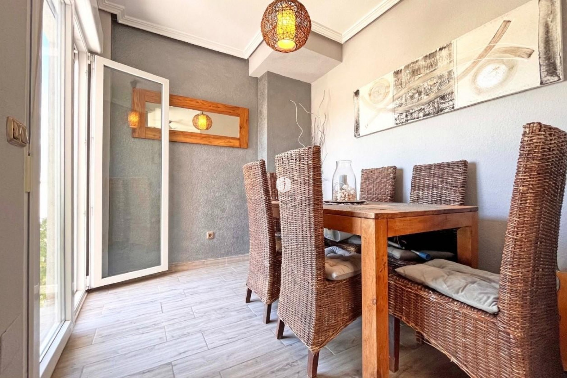 Z drugiej ręki - Villa -
La Zenia - Costa Blanca