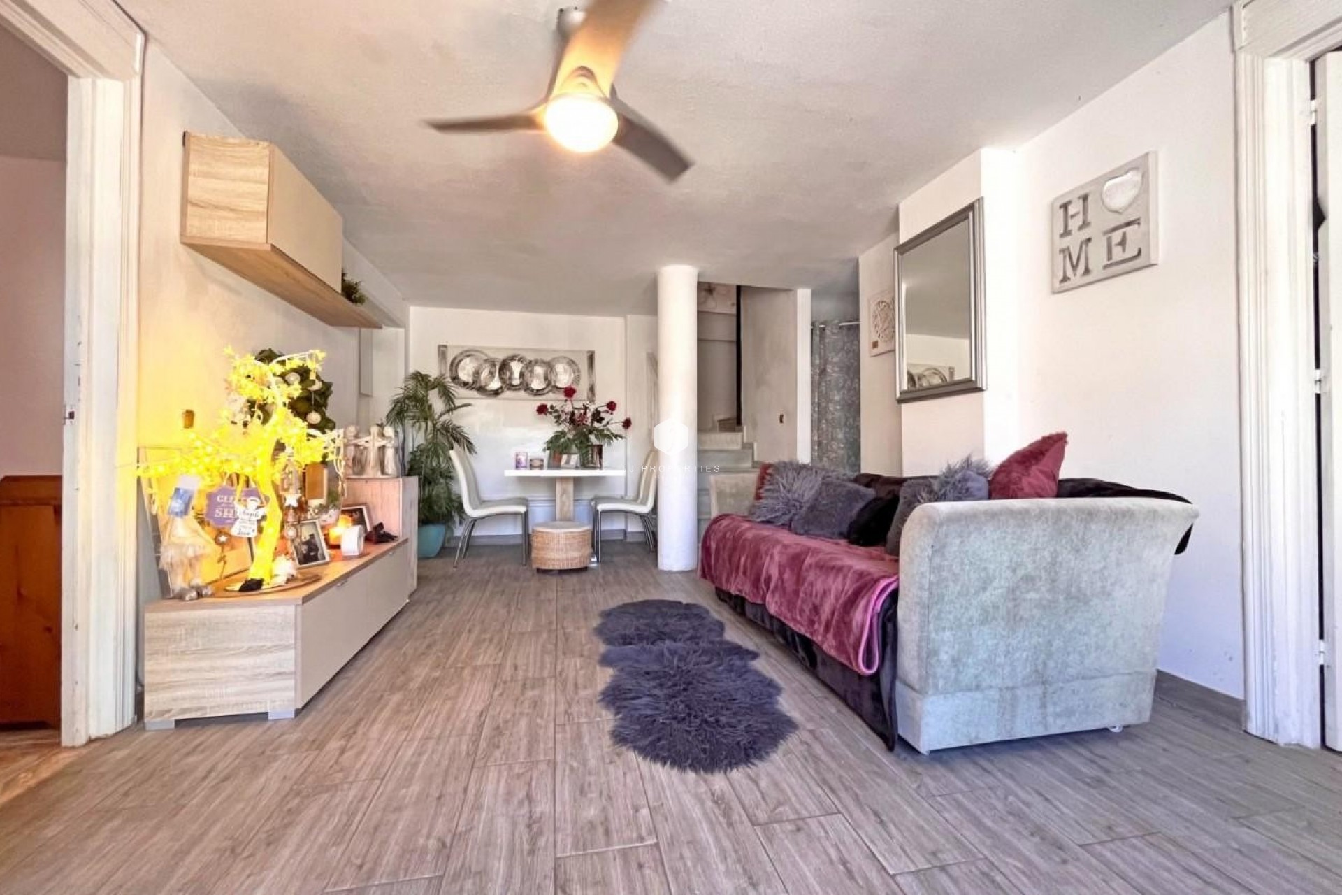 Z drugiej ręki - Villa -
La Zenia - Costa Blanca