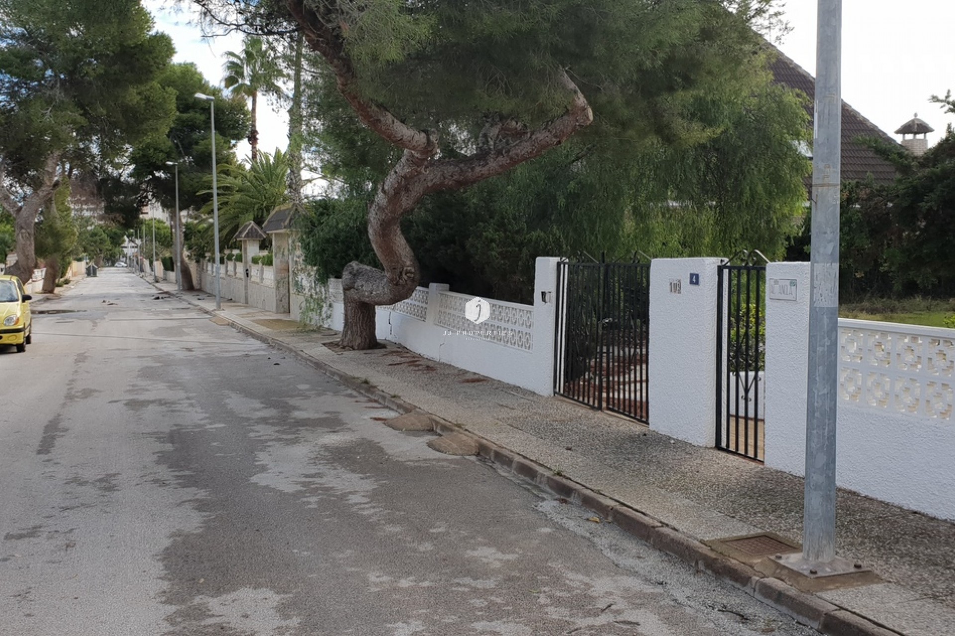 Z drugiej ręki - Villa -
La Zenia - Costa Blanca