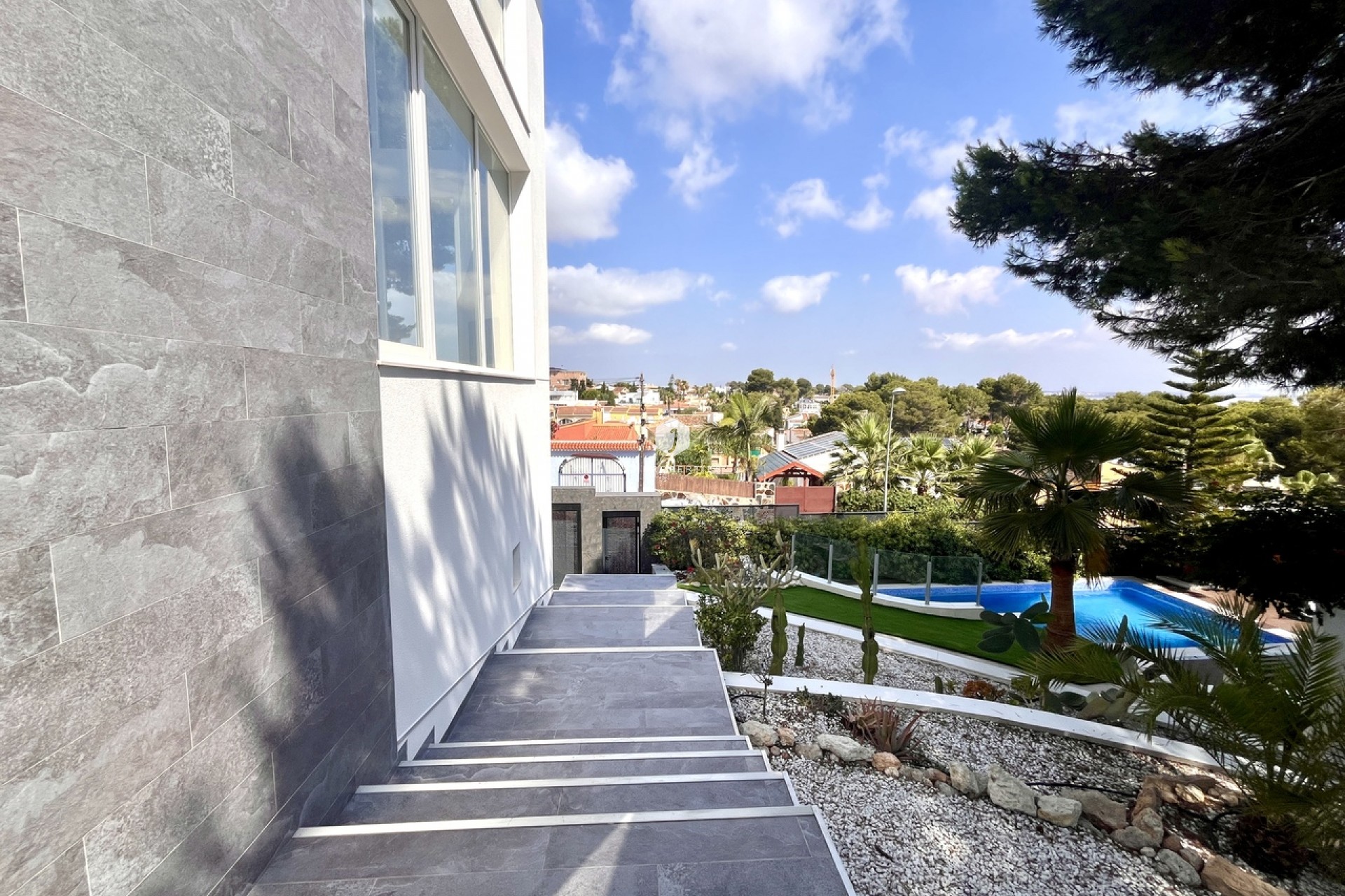 Z drugiej ręki - Villa -
Los Balcones - Costa Blanca