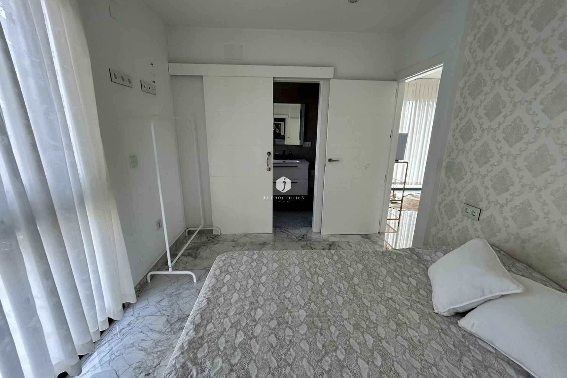 Z drugiej ręki - Villa -
Los Balcones - Costa Blanca