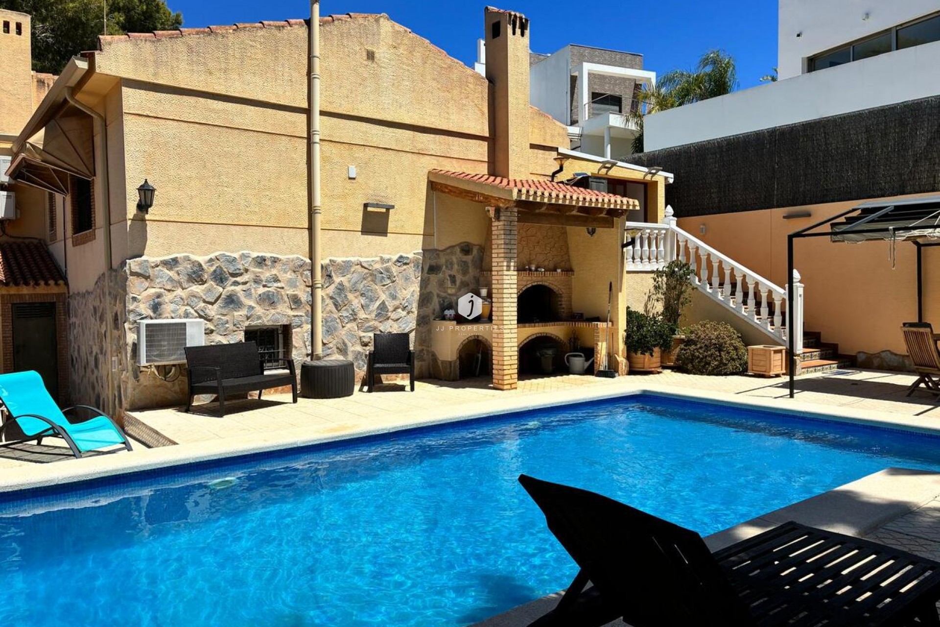 Z drugiej ręki - Villa -
Los Balcones - Costa Blanca