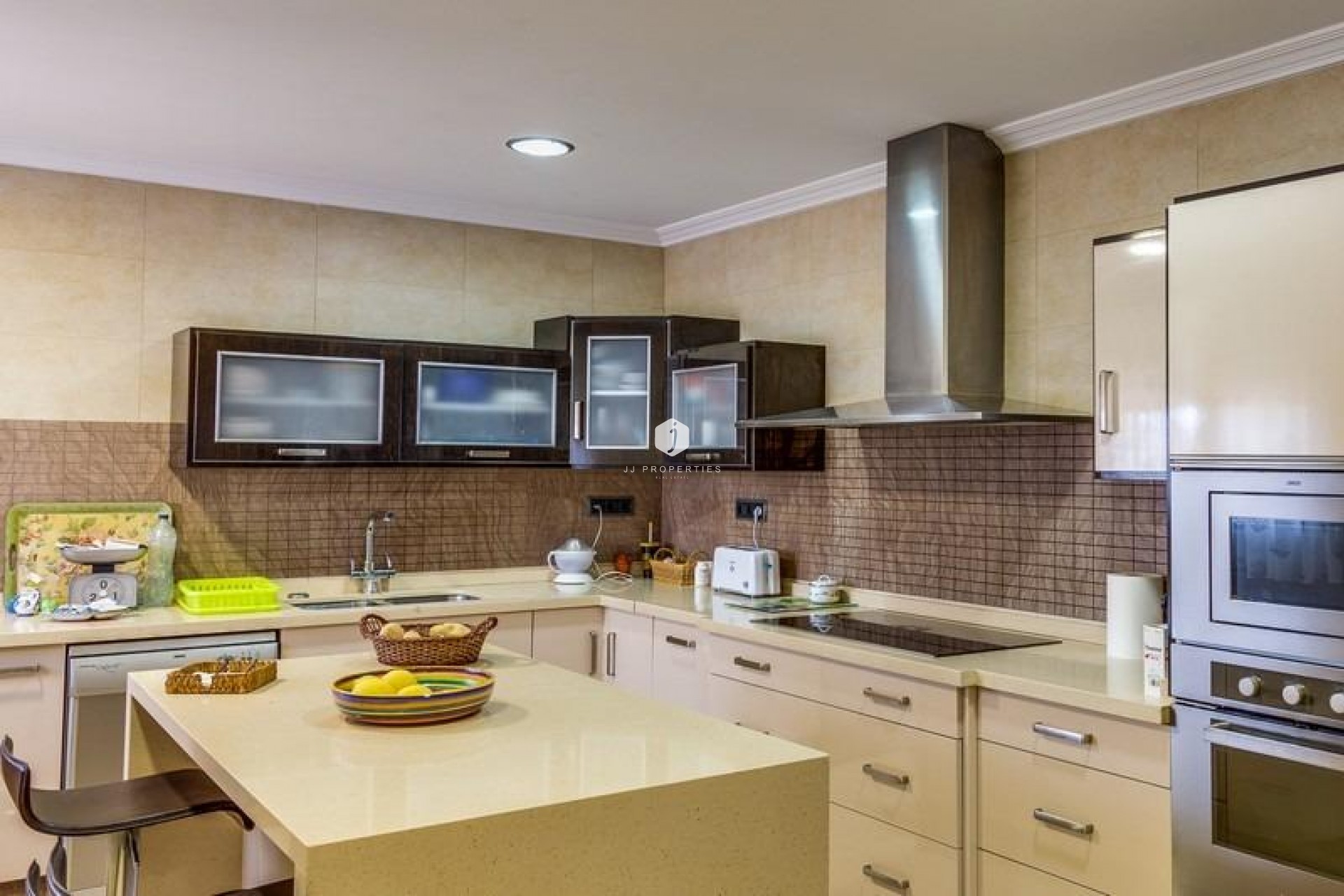 Z drugiej ręki - Villa -
Los Montesinos - Montesinos  Los