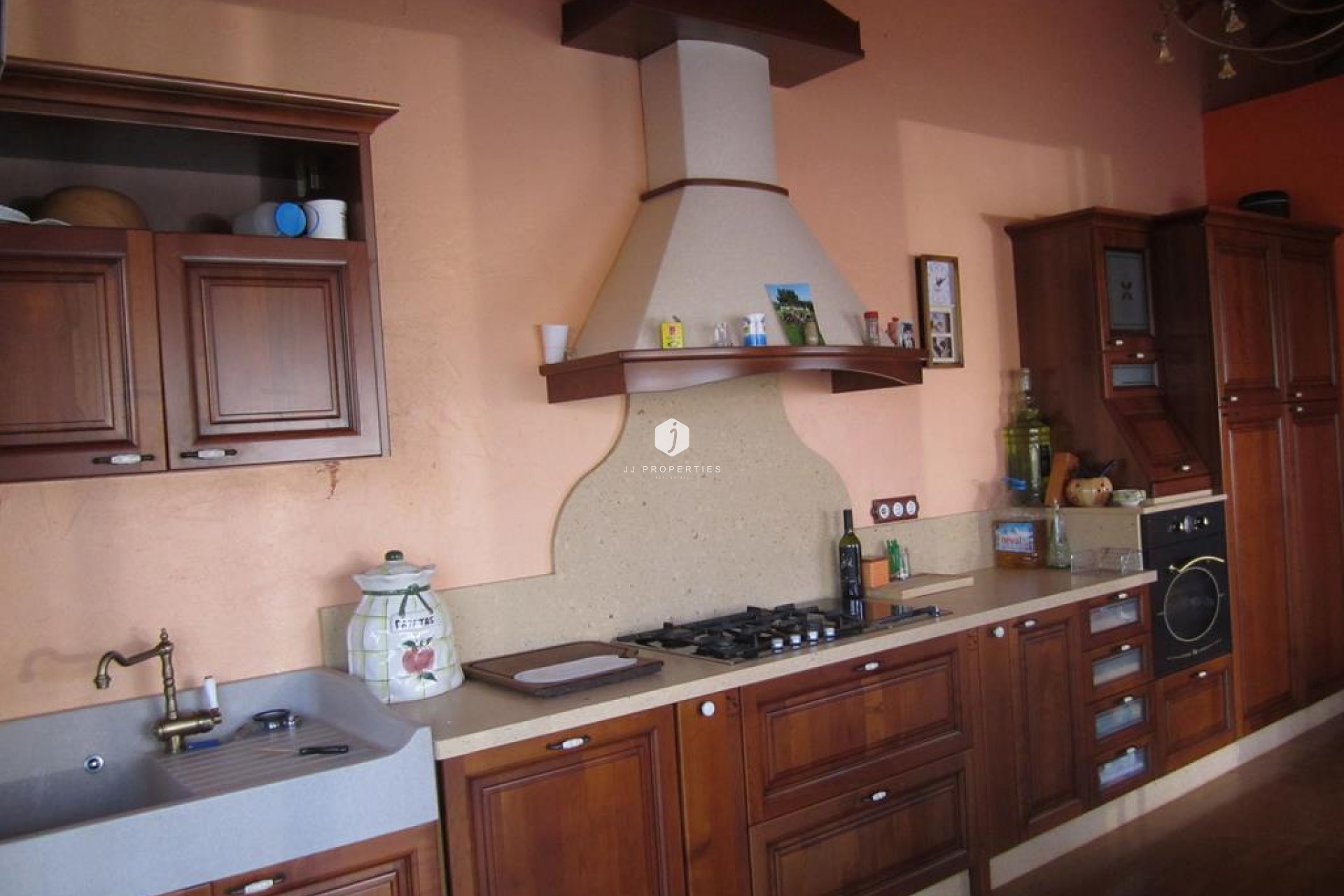 Z drugiej ręki - Villa -
Los Montesinos