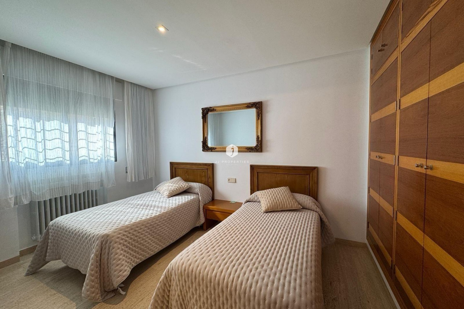 Z drugiej ręki - Villa -
Orihuela Costa - Altos De Campoamor