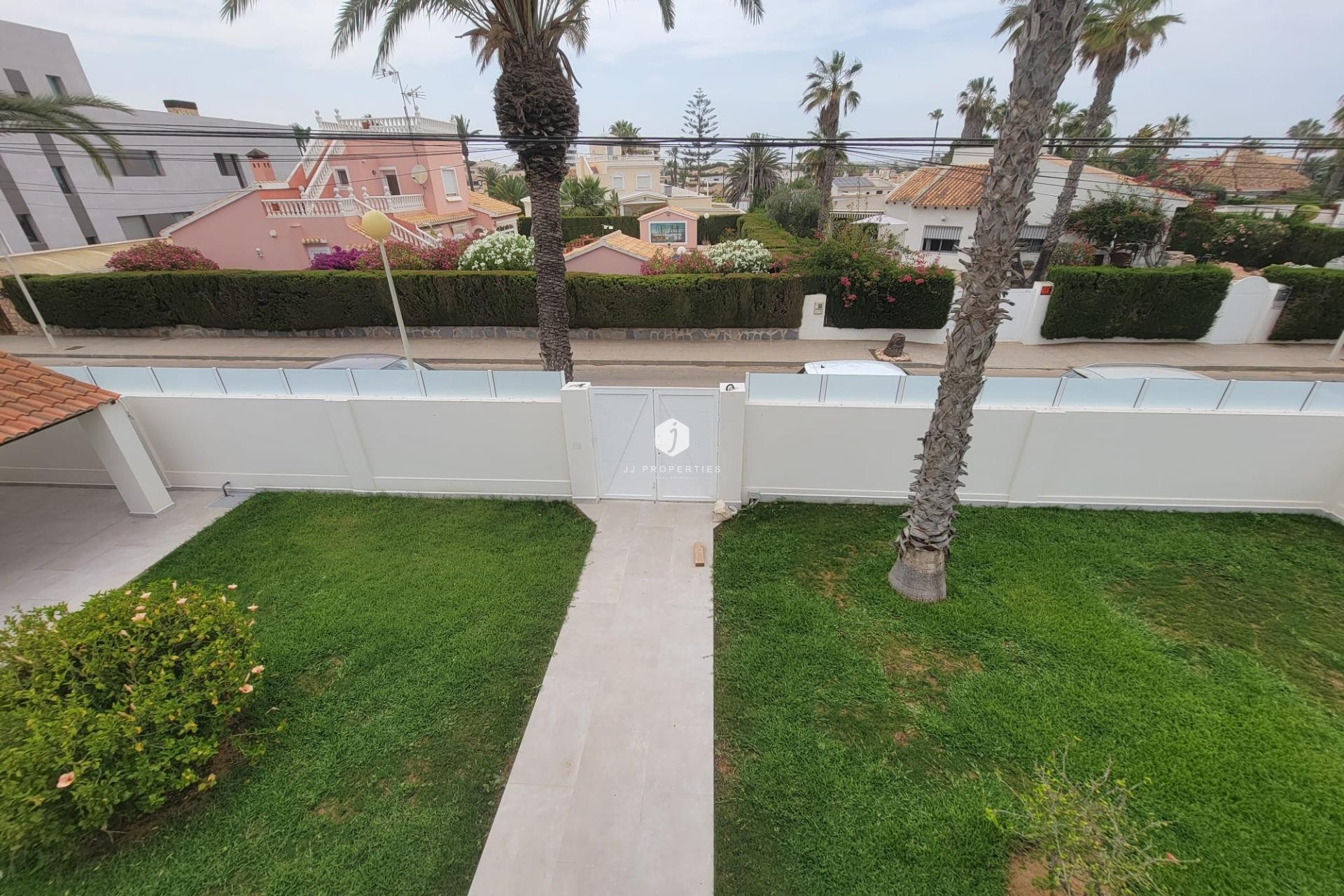 Z drugiej ręki - Villa -
Orihuela Costa - Cabo Roig