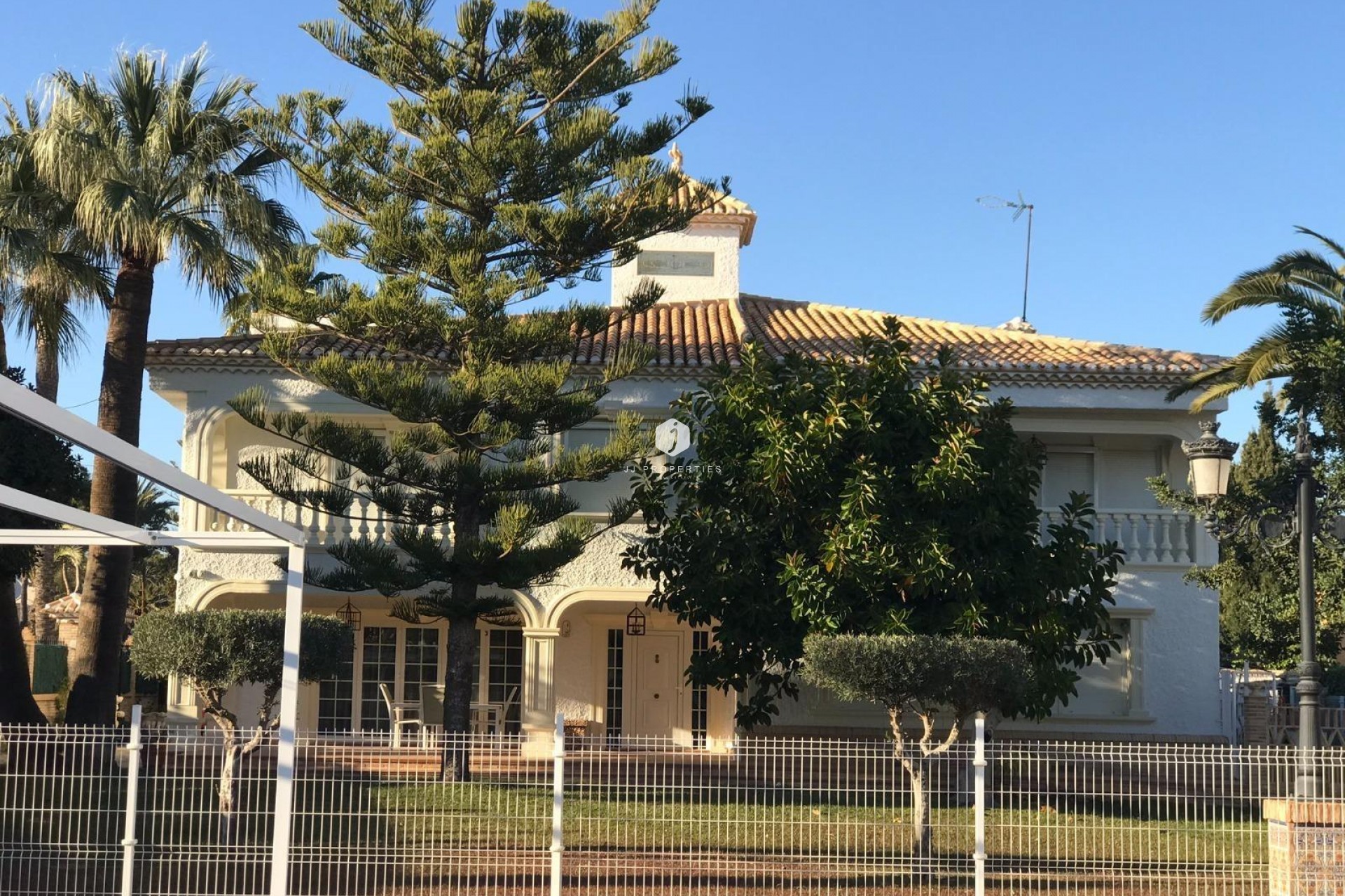 Z drugiej ręki - Villa -
Orihuela Costa - Cabo Roig