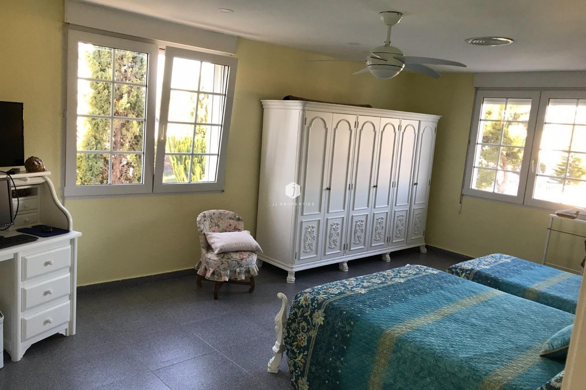 Z drugiej ręki - Villa -
Orihuela Costa - Cabo Roig