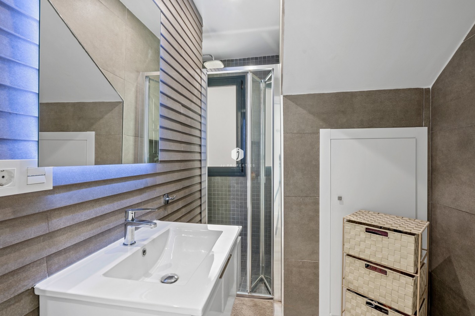 Z drugiej ręki - Villa -
Orihuela Costa - Cabo Roig