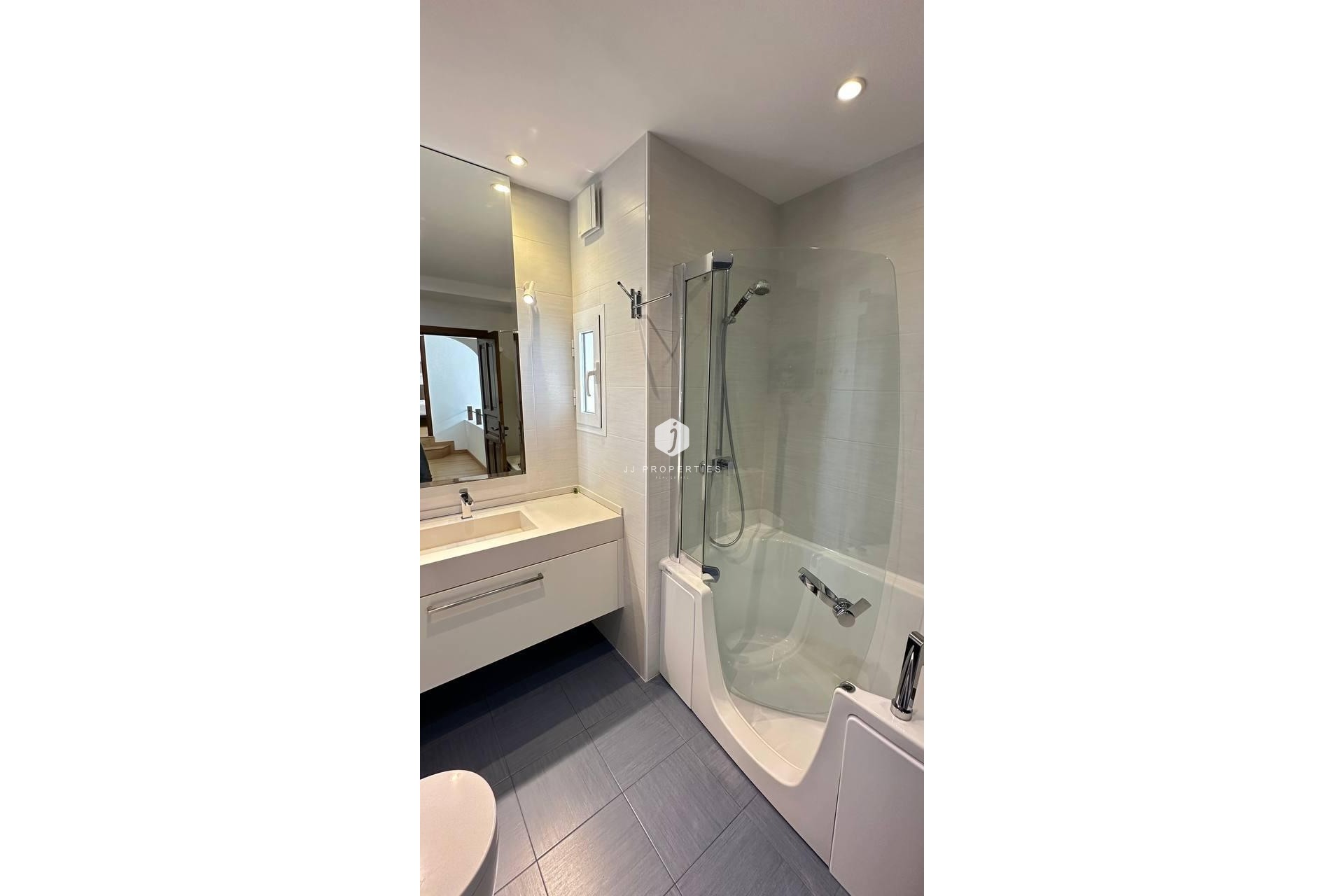 Z drugiej ręki - Villa -
Orihuela Costa - Campoamor