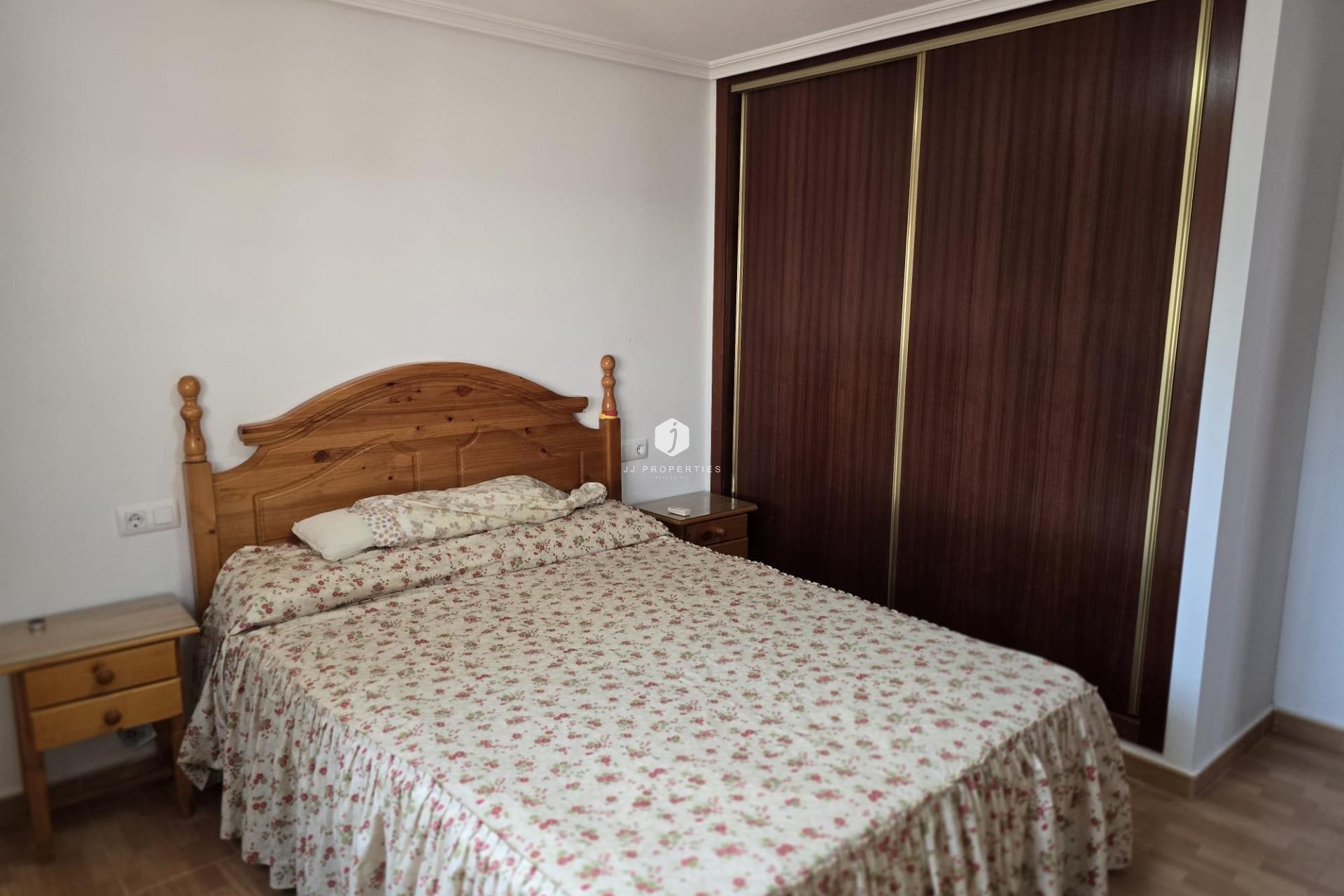 Z drugiej ręki - Villa -
Orihuela Costa - Campoamor