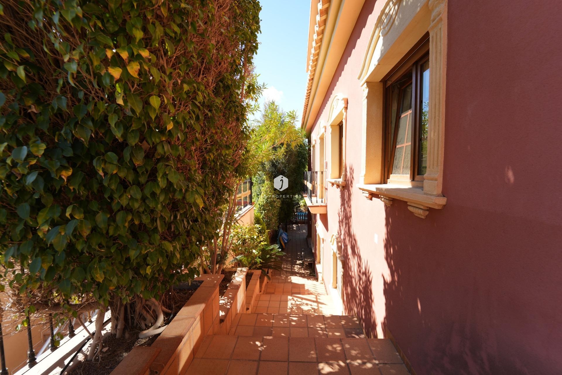 Z drugiej ręki - Villa -
Orihuela Costa - Campoamor