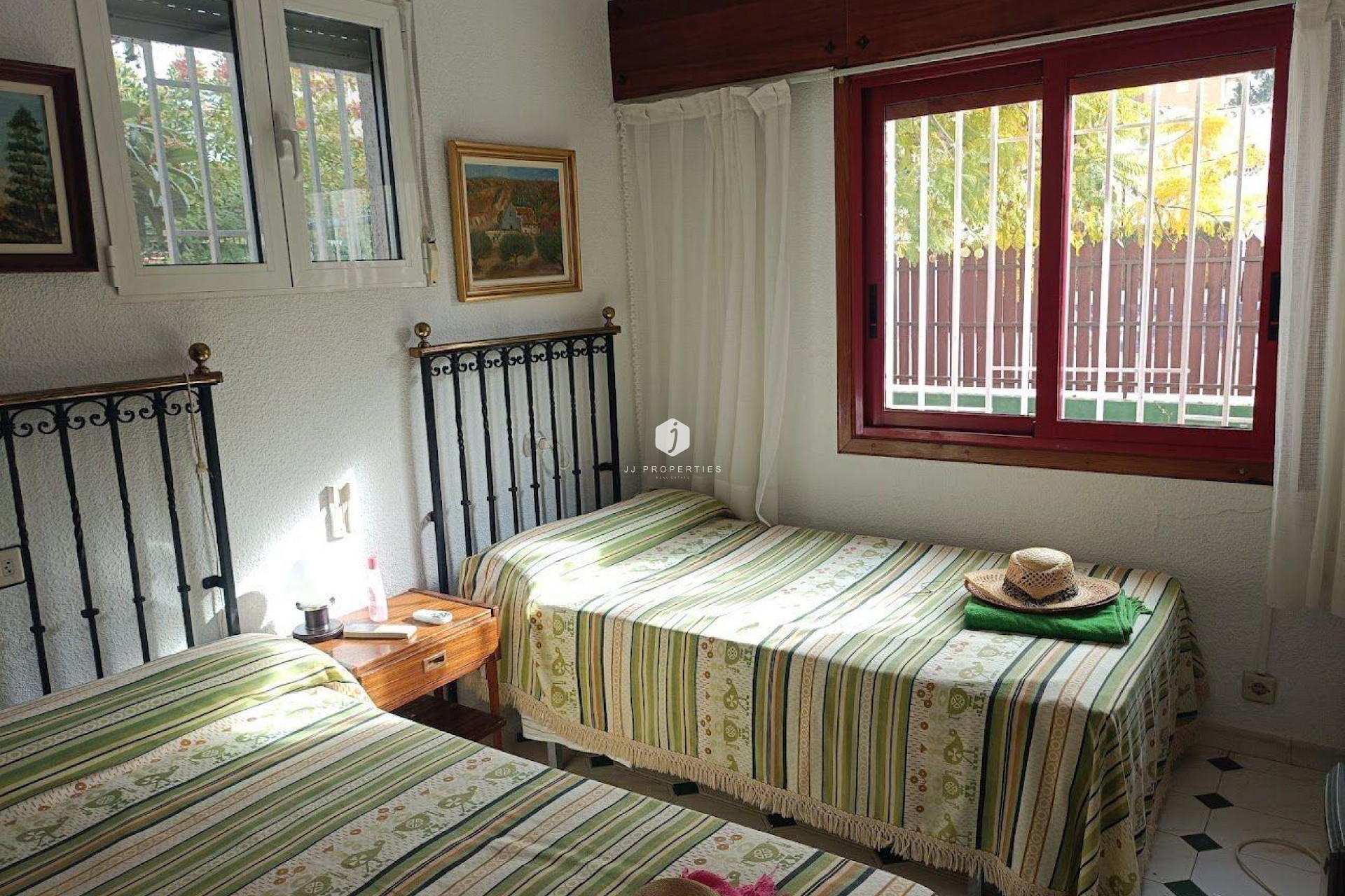 Z drugiej ręki - Villa -
Orihuela Costa - Campoamor