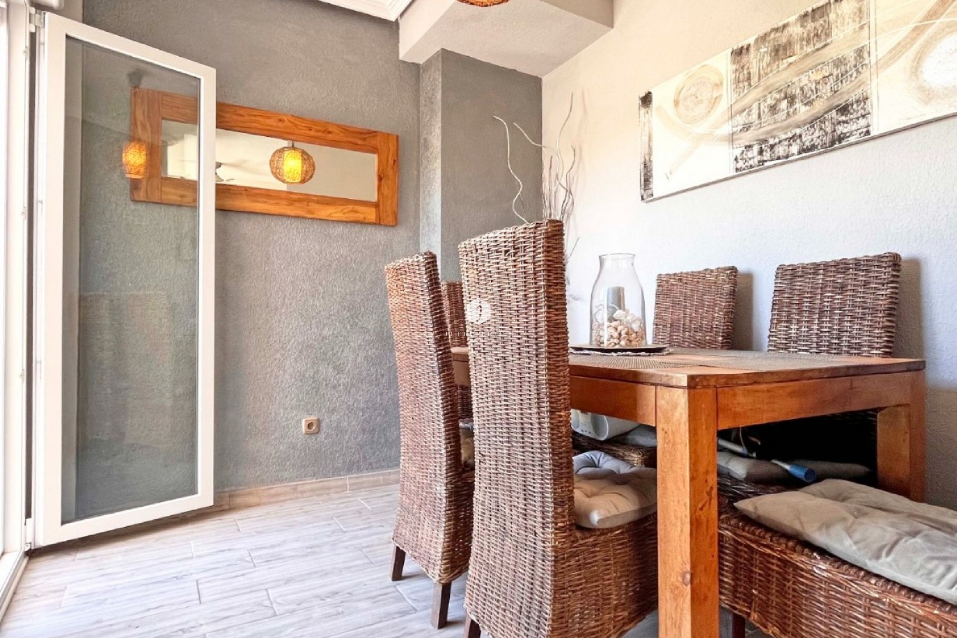 Z drugiej ręki - Villa -
Orihuela Costa - Costa Blanca