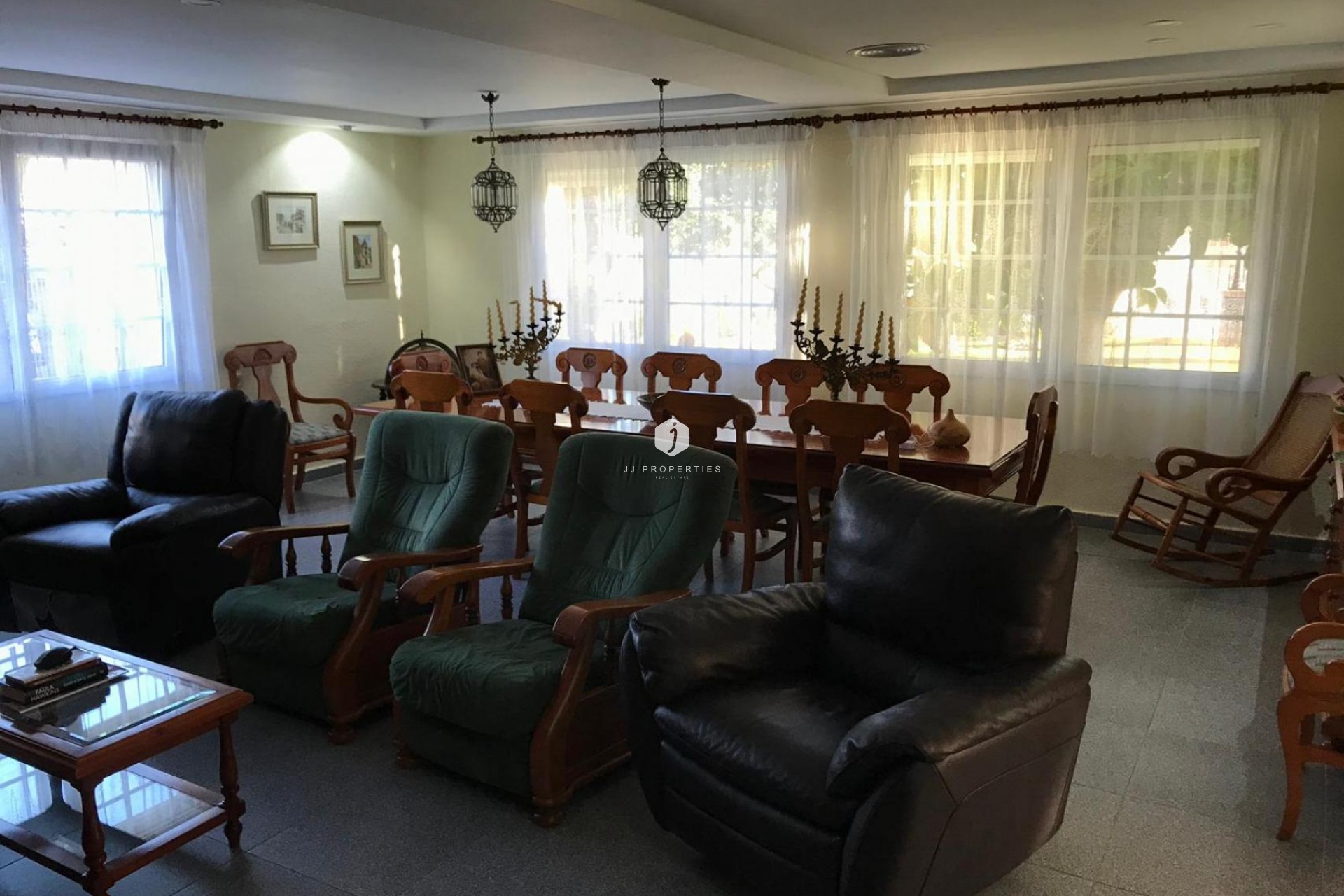 Z drugiej ręki - Villa -
Orihuela Costa - Costa Blanca