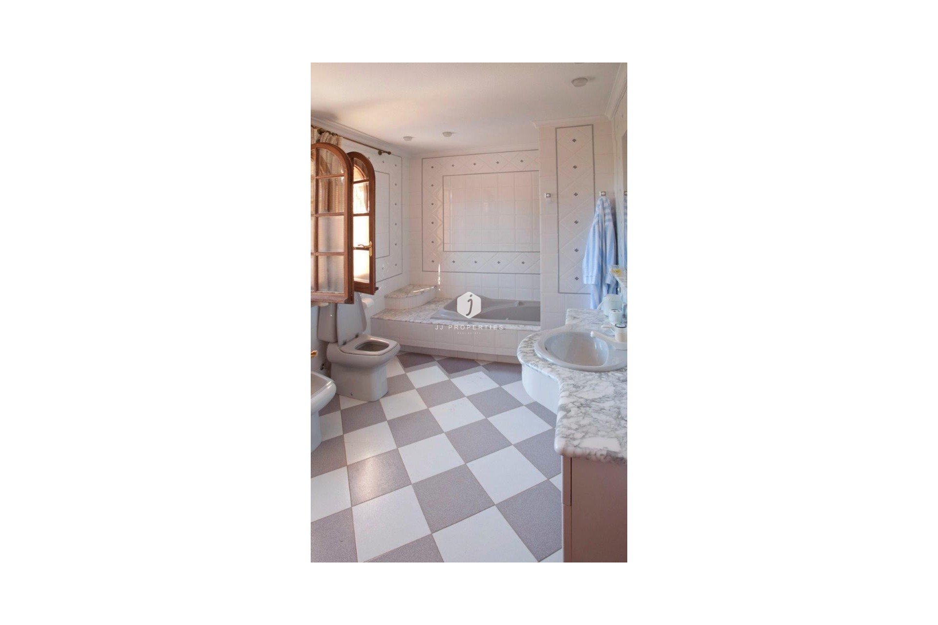 Z drugiej ręki - Villa -
Orihuela Costa - Costa Blanca