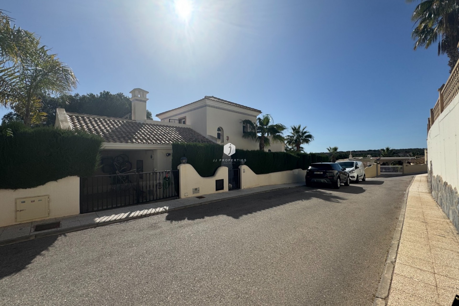 Z drugiej ręki - Villa -
Orihuela Costa - Costa Blanca