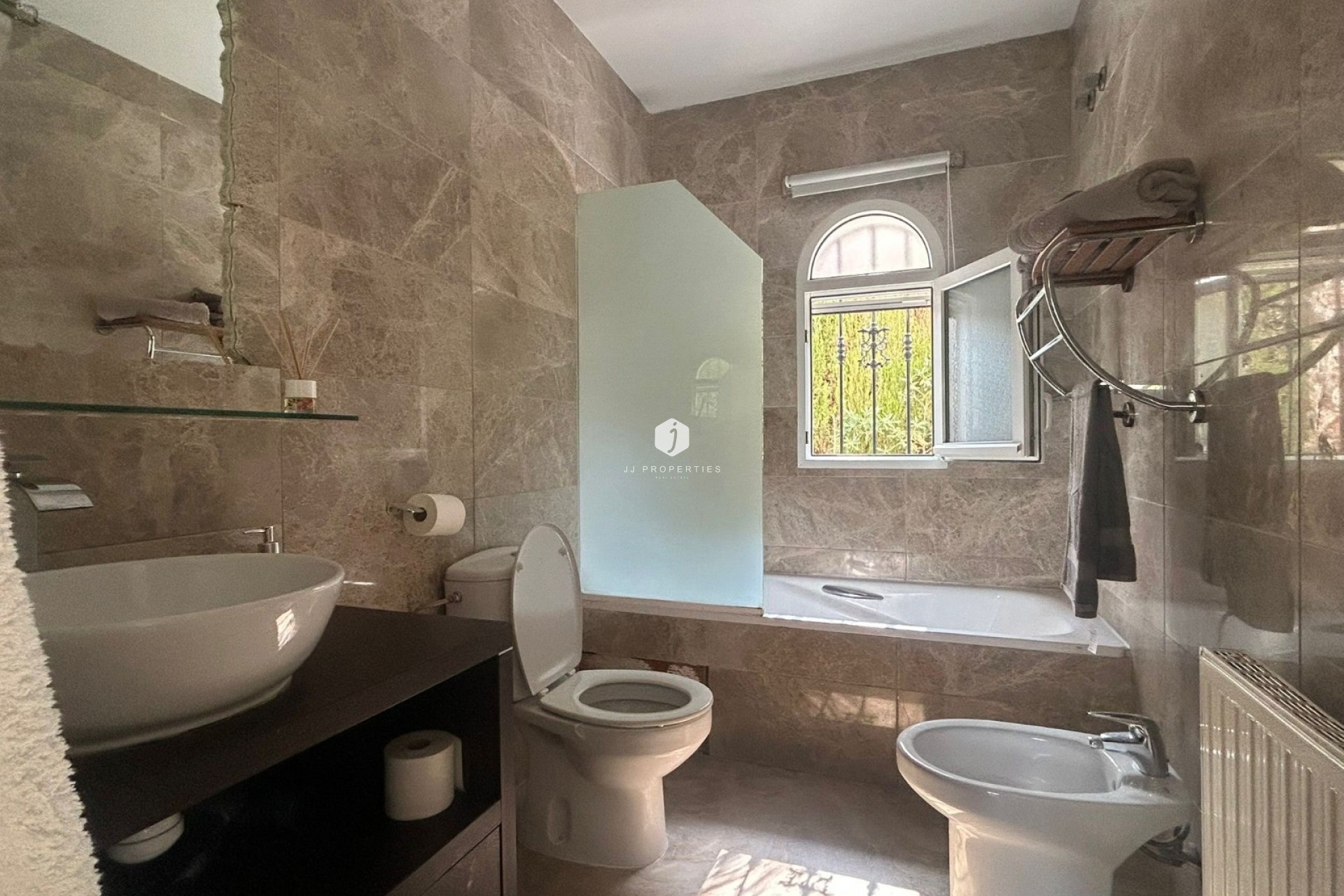 Z drugiej ręki - Villa -
Orihuela Costa - Costa Blanca