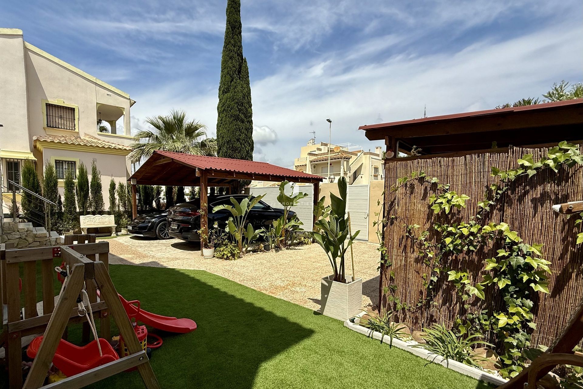 Z drugiej ręki - Villa -
Orihuela Costa - Costa Blanca