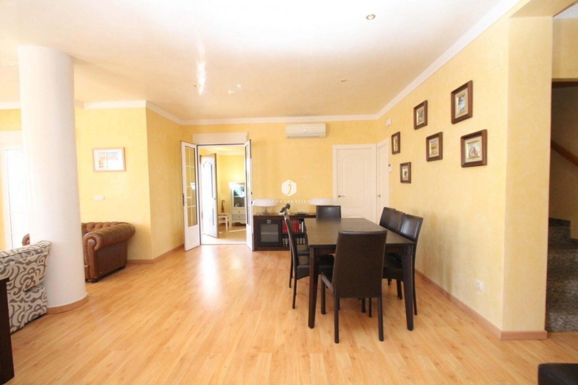 Z drugiej ręki - Villa -
Orihuela Costa - Costa Blanca