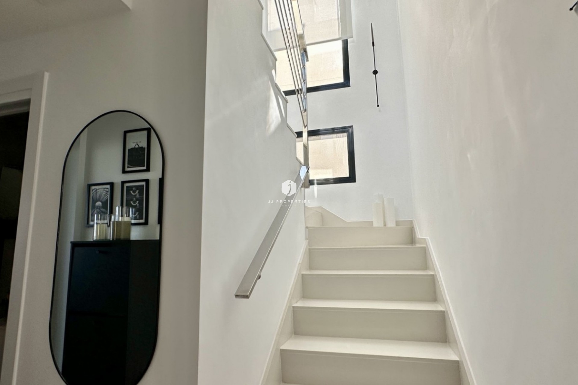 Z drugiej ręki - Villa -
Orihuela Costa - Costa Blanca