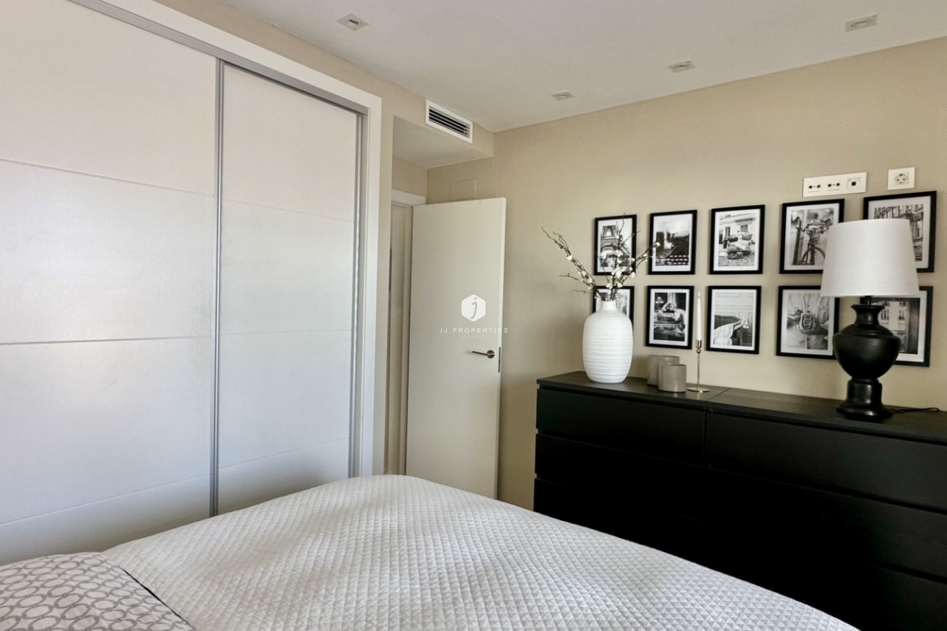 Z drugiej ręki - Villa -
Orihuela Costa - Costa Blanca