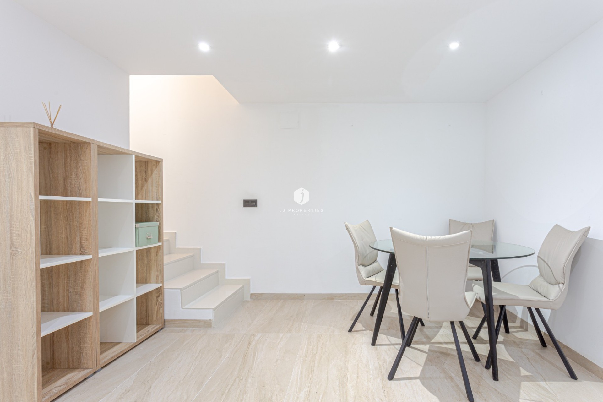 Z drugiej ręki - Villa -
Orihuela Costa - Costa Blanca