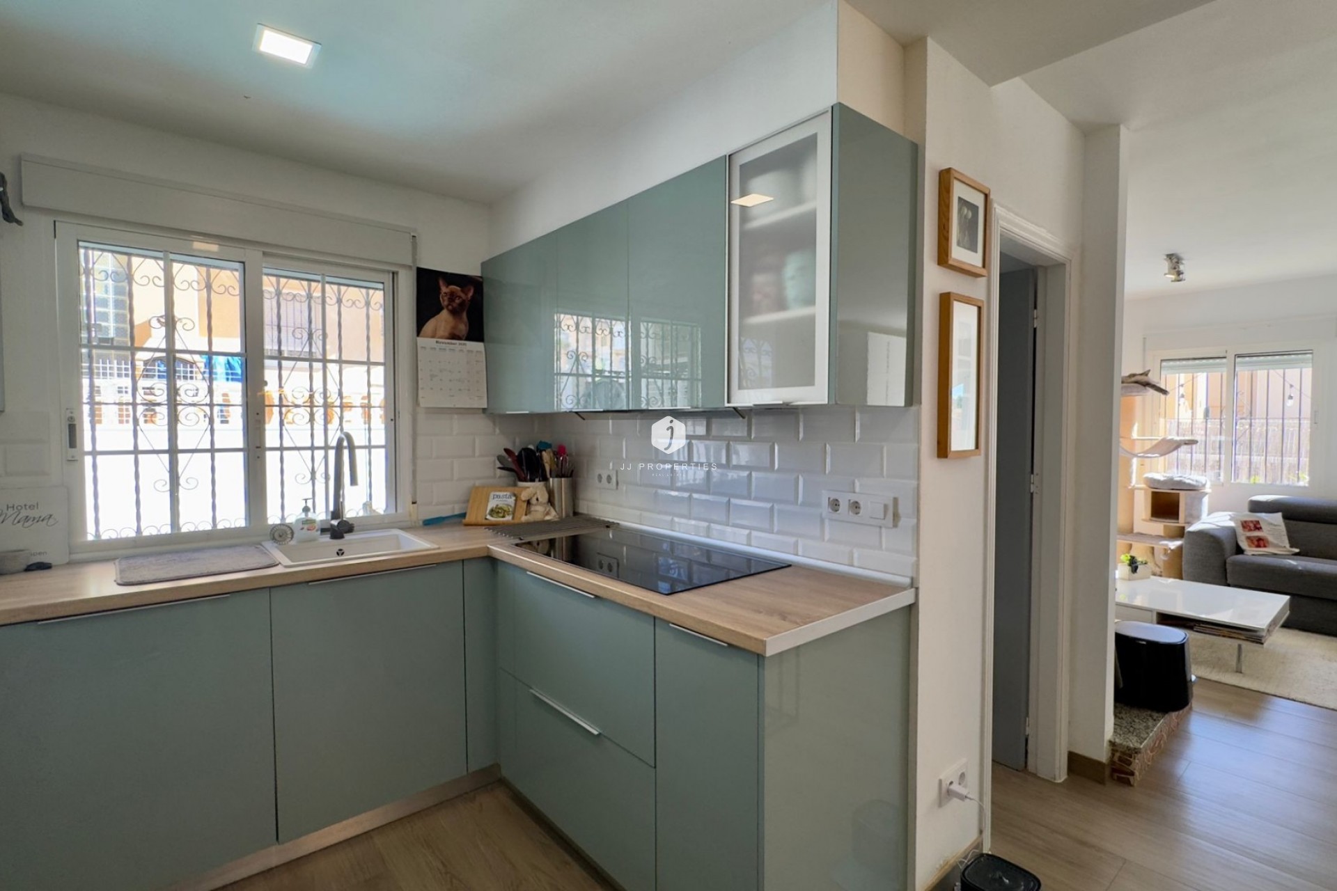 Z drugiej ręki - Villa -
Orihuela Costa - Costa Blanca