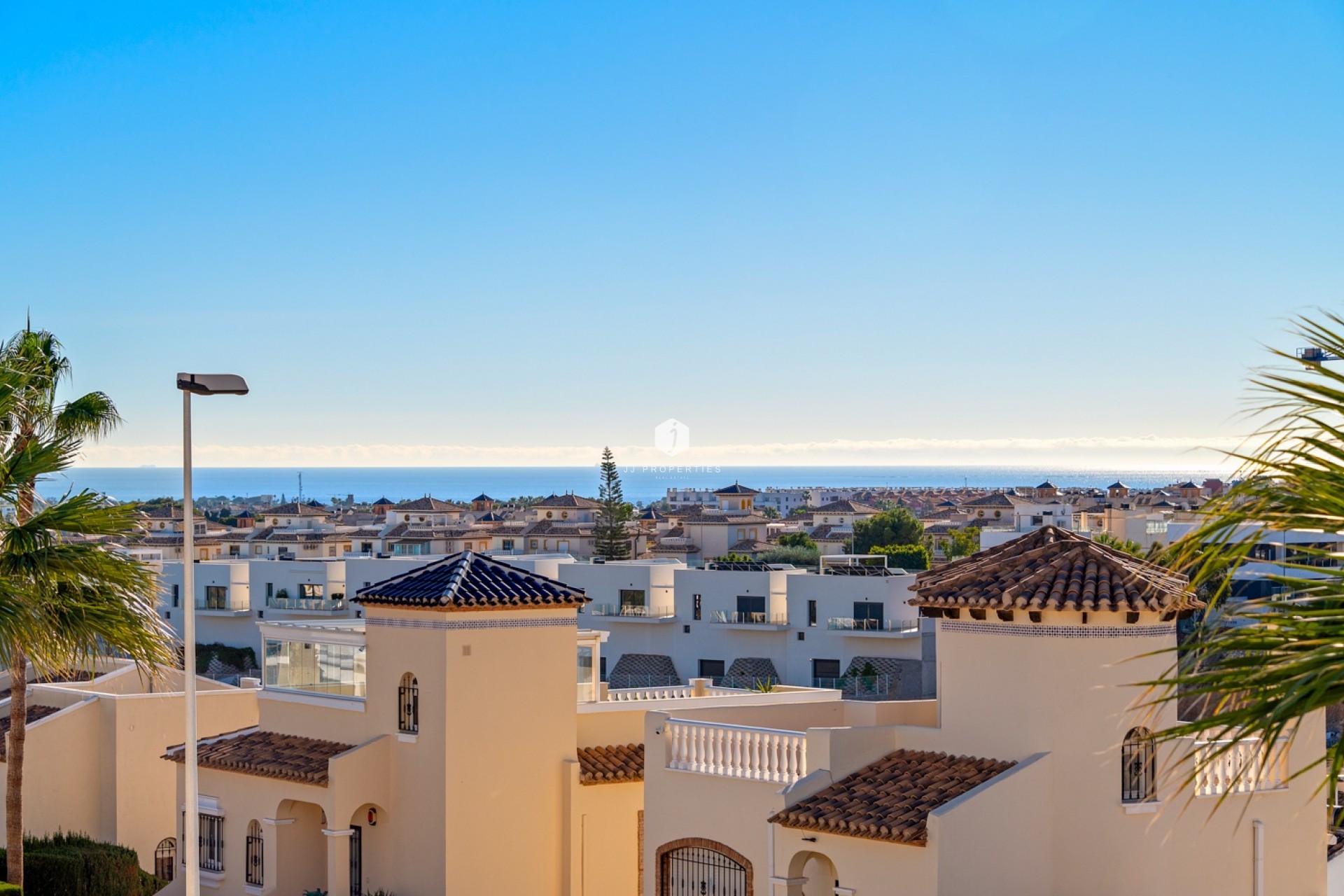 Z drugiej ręki - Villa -
Orihuela Costa - Costa Blanca