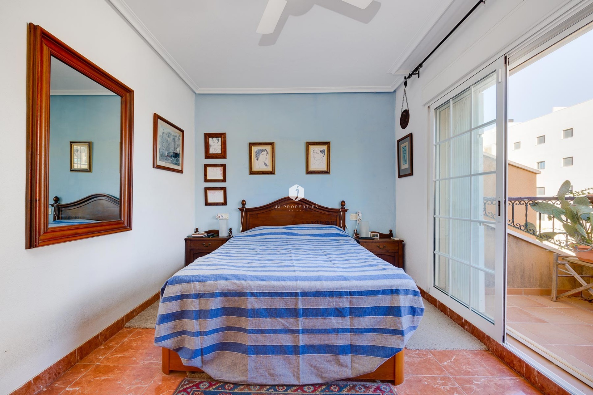 Z drugiej ręki - Villa -
Orihuela Costa - Costa Blanca