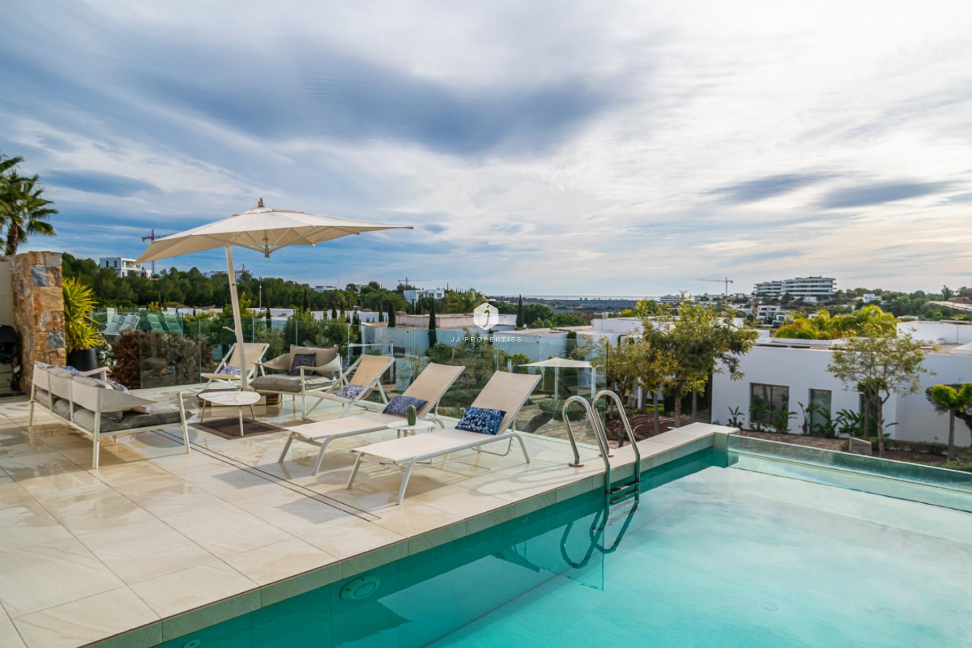 Z drugiej ręki - Villa -
Orihuela Costa - Costa Blanca