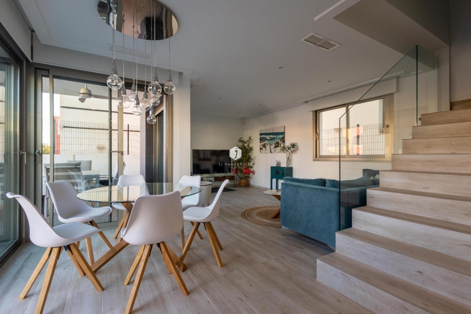 Z drugiej ręki - Villa -
Orihuela Costa - Costa Blanca