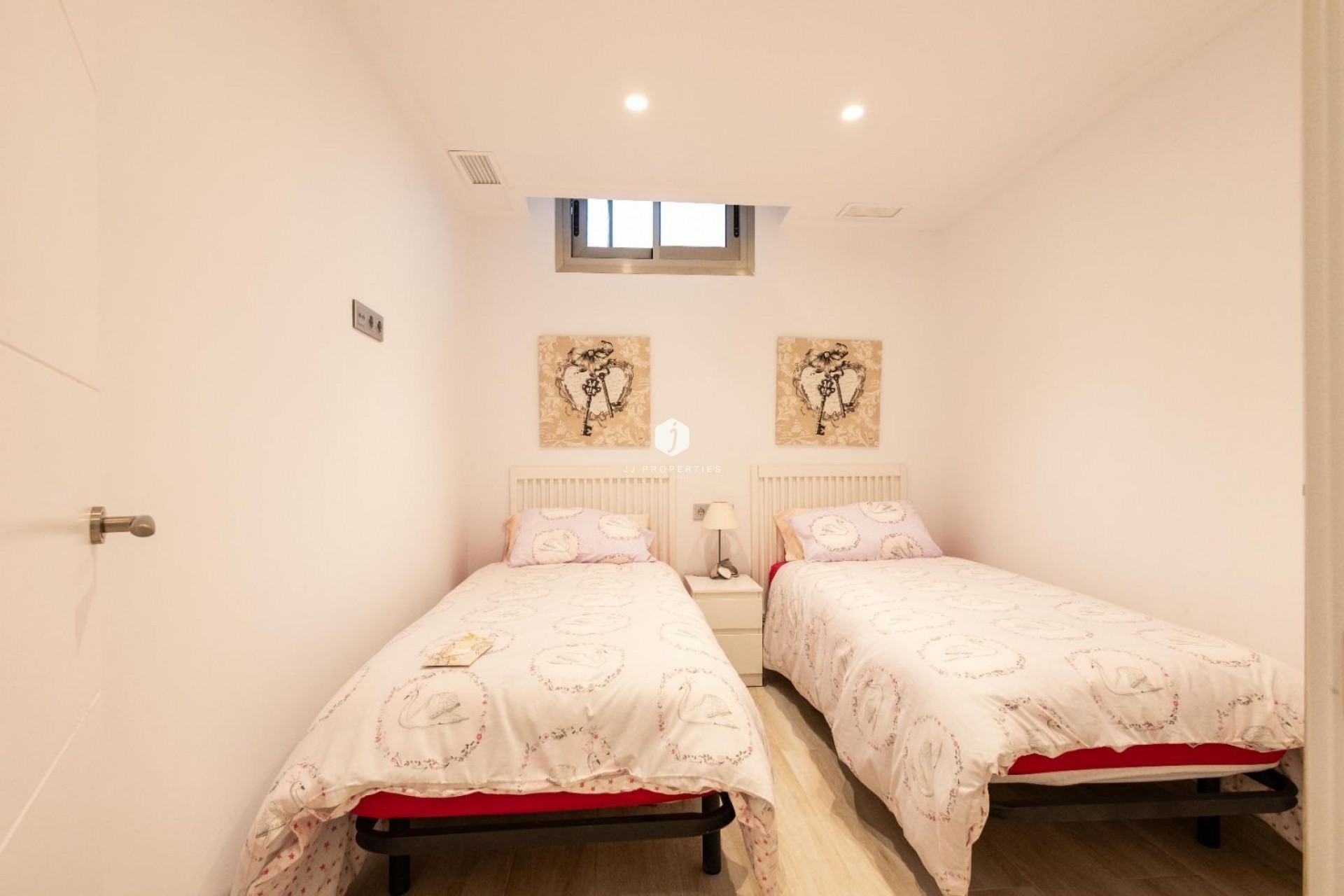 Z drugiej ręki - Villa -
Orihuela Costa - Costa Blanca