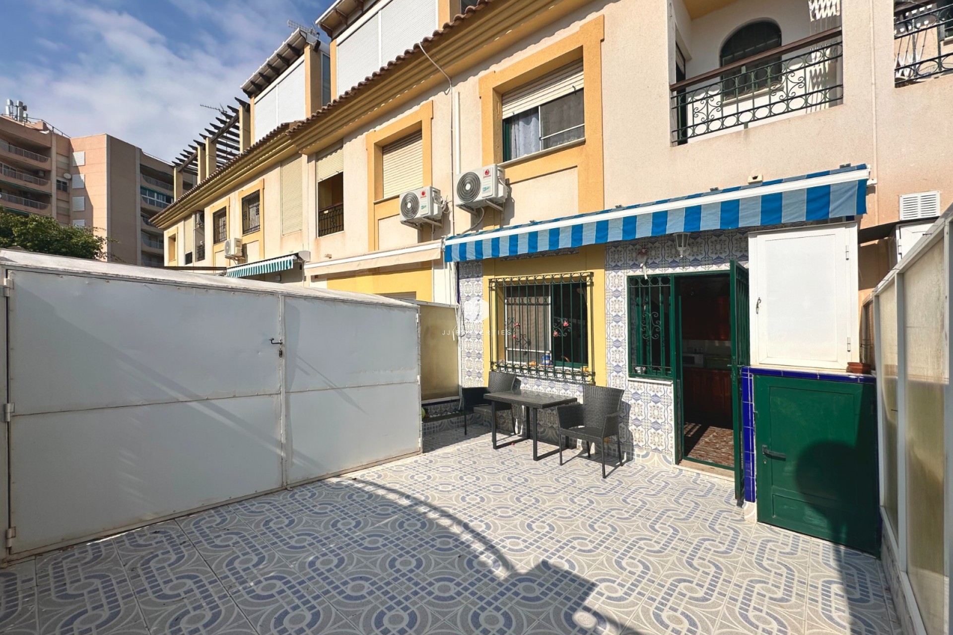 Z drugiej ręki - Villa -
Orihuela Costa - Costa Blanca