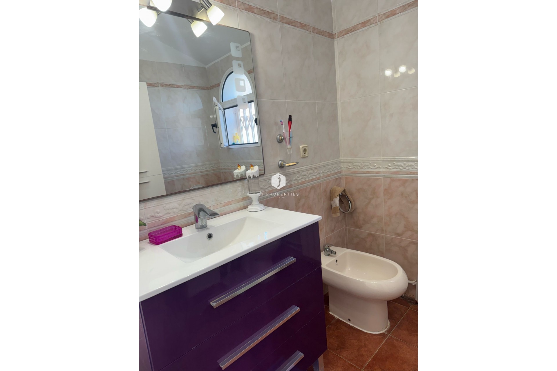 Z drugiej ręki - Villa -
Orihuela Costa - Costa Blanca